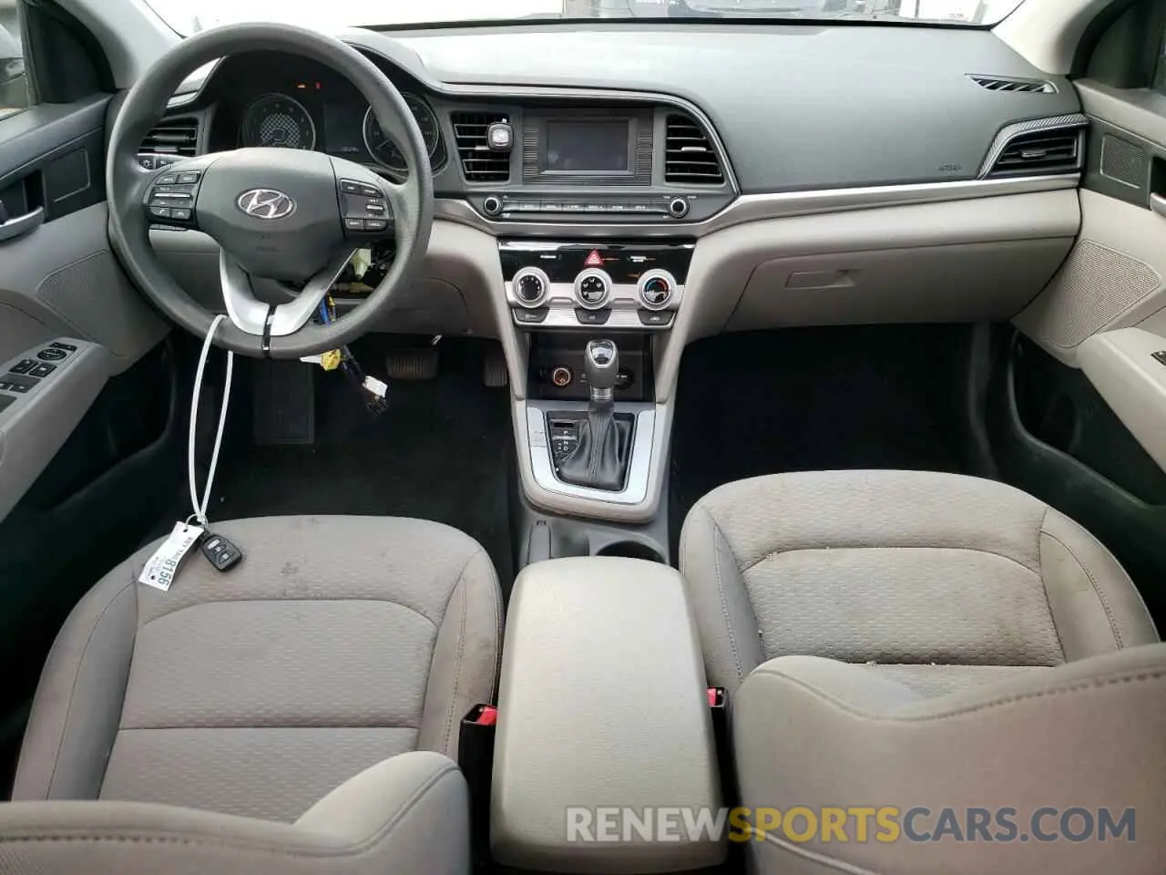 8 fotografías del automóvil dañado KMHD74LF2KU752455 HYUNDAI ELANTRA 2019