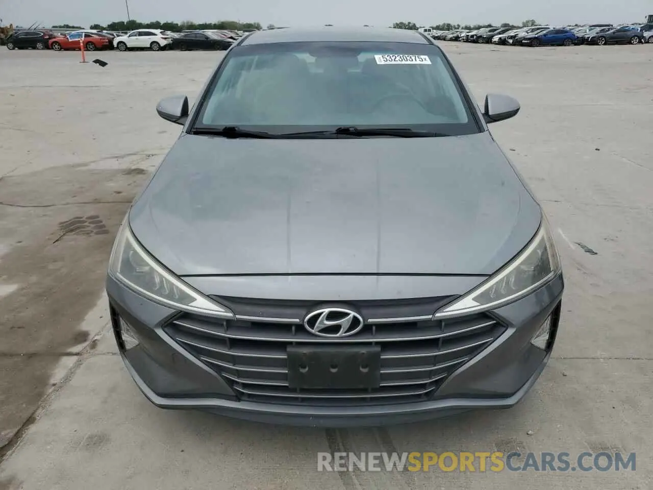 5 fotografías del automóvil dañado KMHD74LF2KU815389 HYUNDAI ELANTRA 2019