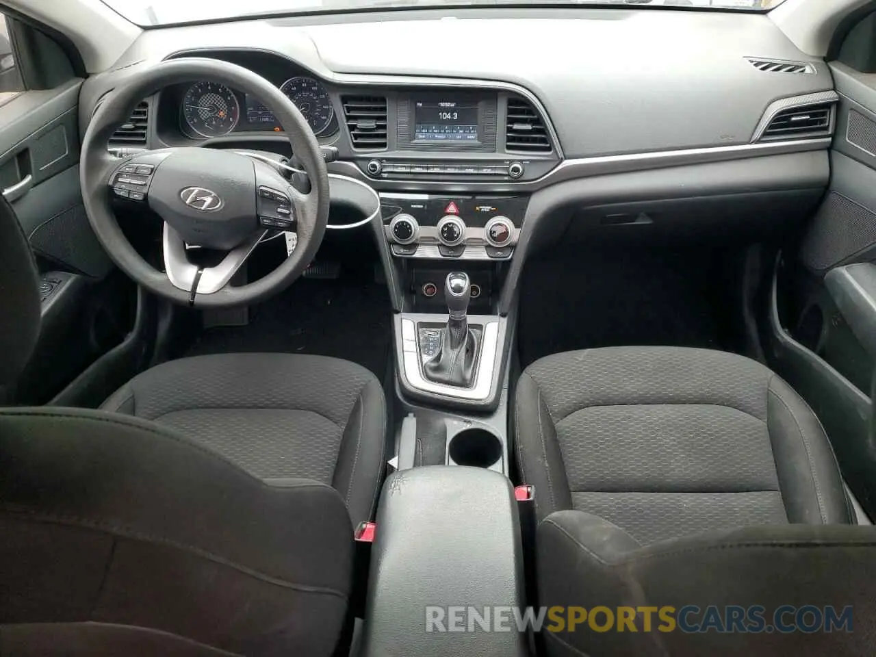 8 fotografías del automóvil dañado KMHD74LF3KU809357 HYUNDAI ELANTRA 2019