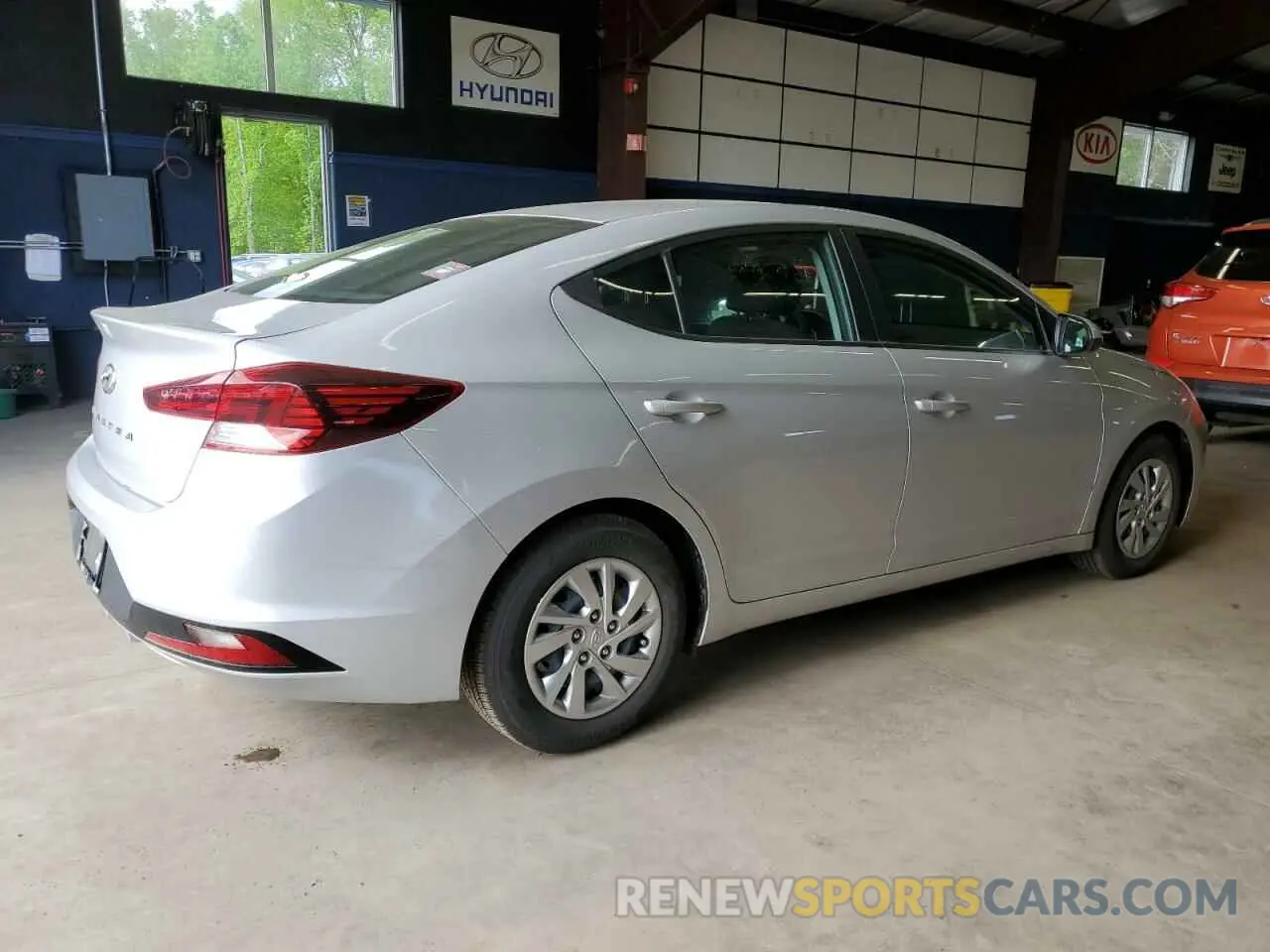 3 fotografías del automóvil dañado KMHD74LF3KU863869 HYUNDAI ELANTRA 2019