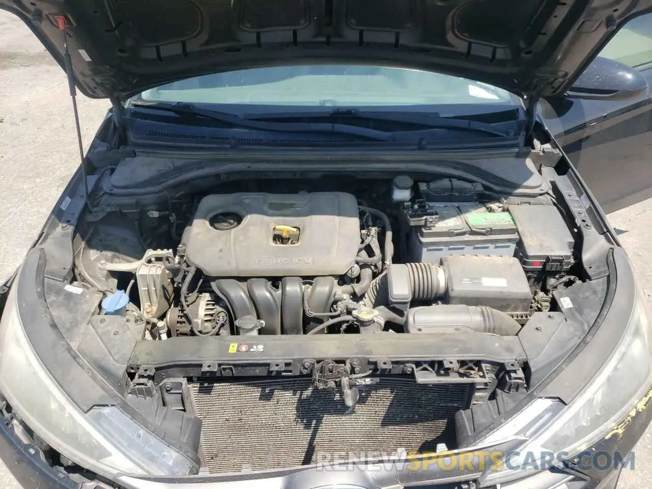 11 fotografías del automóvil dañado KMHD74LF4KU779401 HYUNDAI ELANTRA 2019
