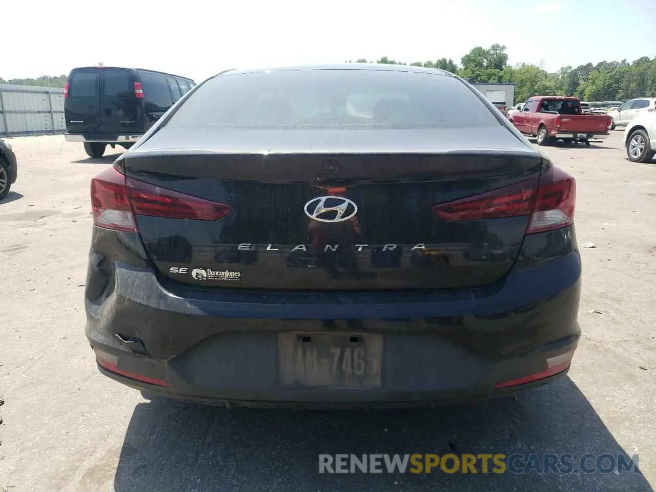 6 fotografías del automóvil dañado KMHD74LF4KU779401 HYUNDAI ELANTRA 2019