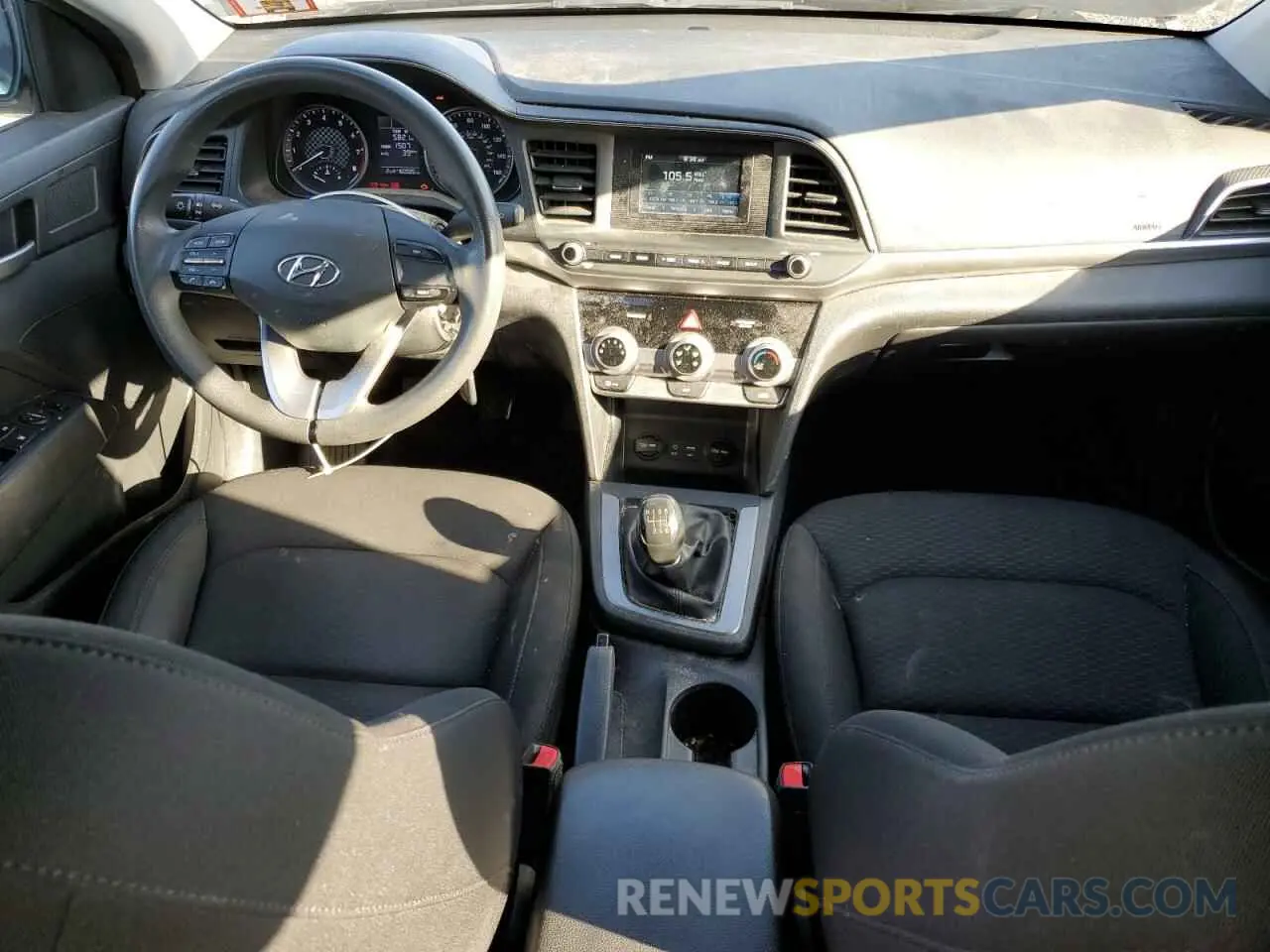 8 fotografías del automóvil dañado KMHD74LF4KU796876 HYUNDAI ELANTRA 2019