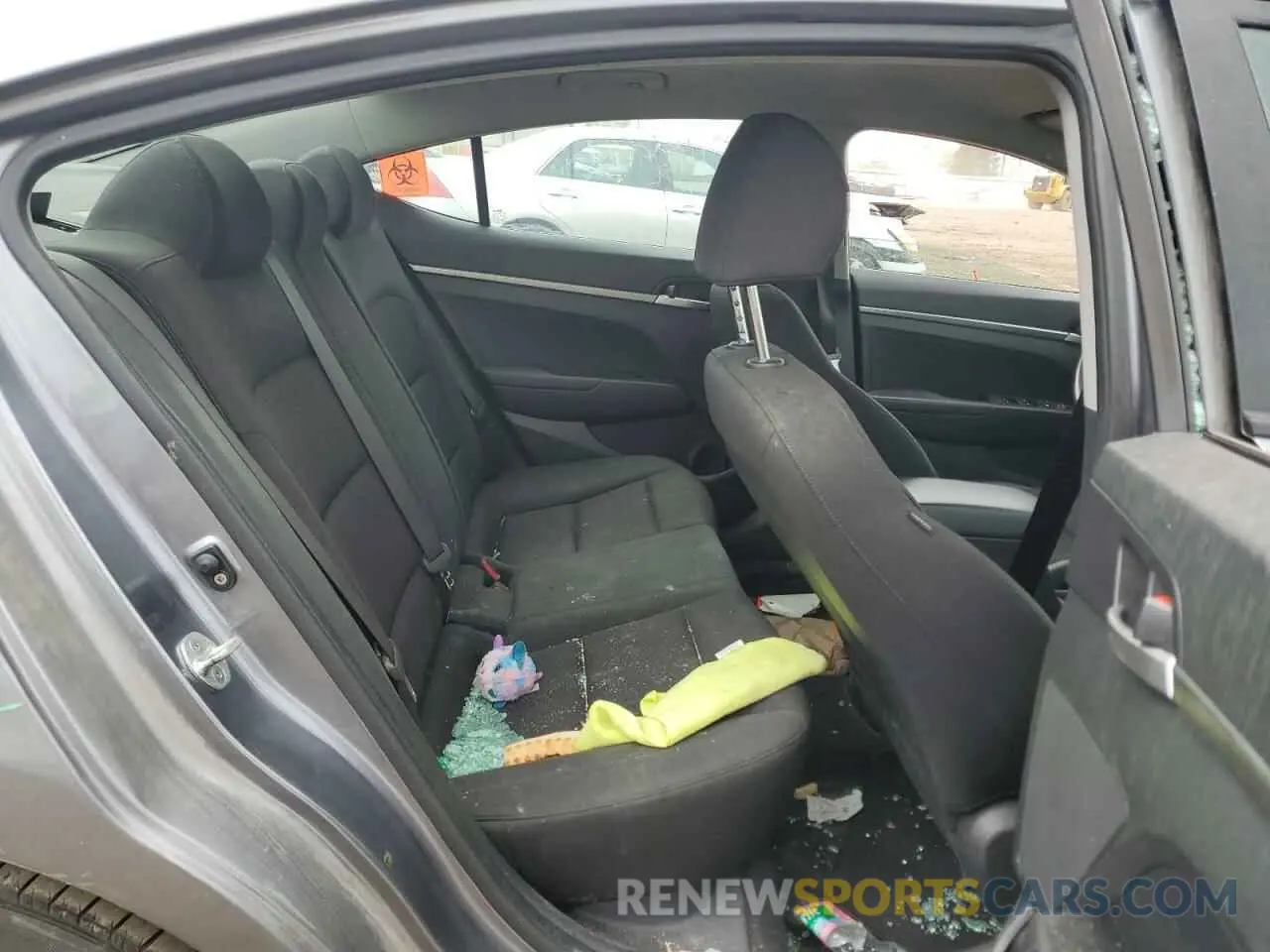 10 fotografías del automóvil dañado KMHD74LF4KU814731 HYUNDAI ELANTRA 2019