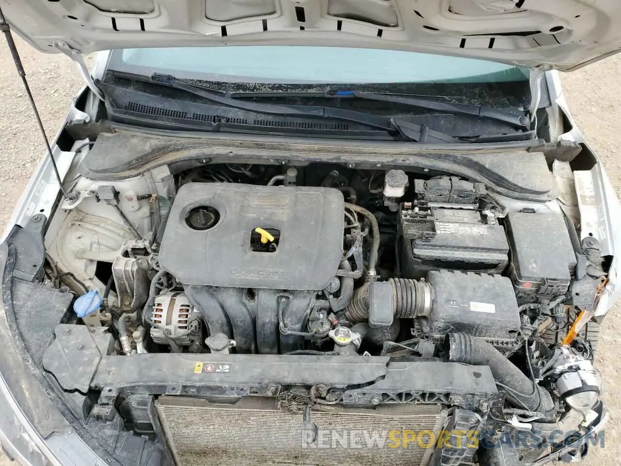 11 fotografías del automóvil dañado KMHD74LF5KU876557 HYUNDAI ELANTRA 2019
