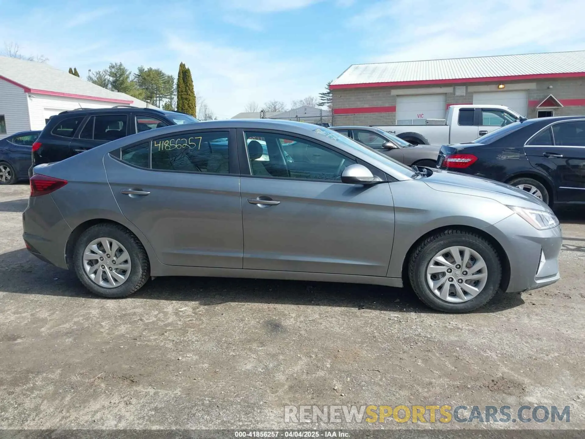 13 fotografías del automóvil dañado KMHD74LF7KU789081 HYUNDAI ELANTRA 2019