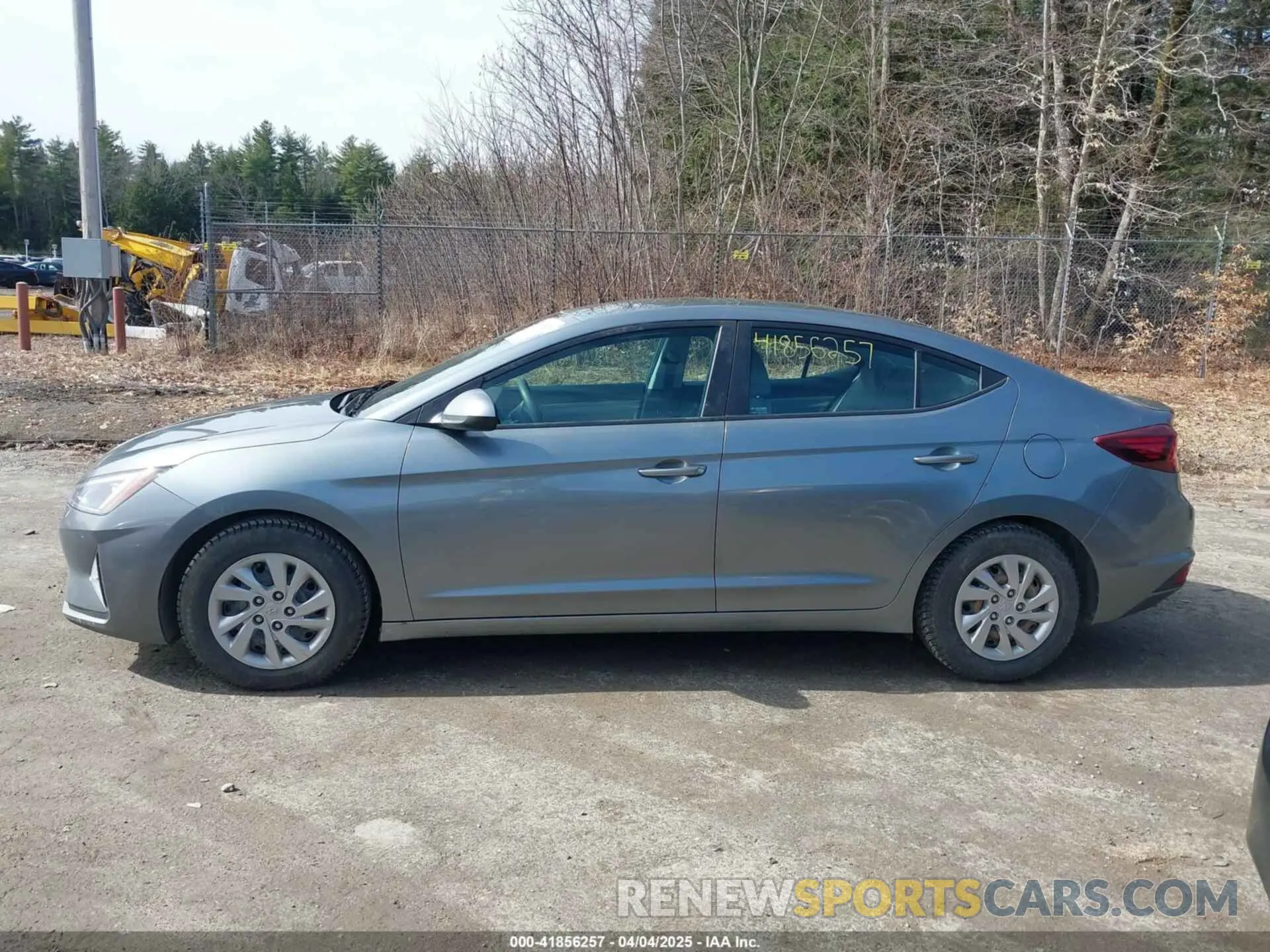 14 fotografías del automóvil dañado KMHD74LF7KU789081 HYUNDAI ELANTRA 2019