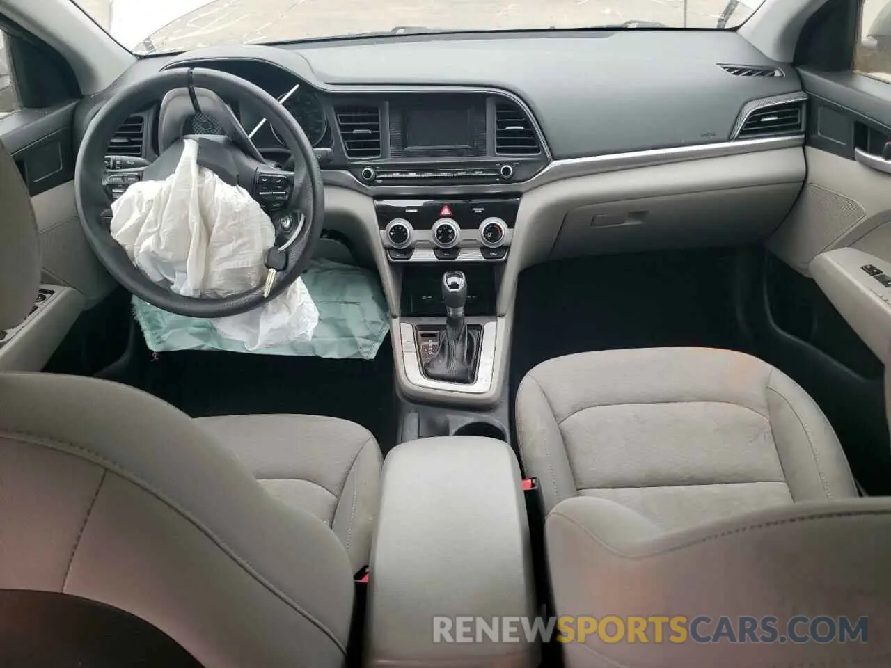 8 fotografías del automóvil dañado KMHD74LF8KU789073 HYUNDAI ELANTRA 2019
