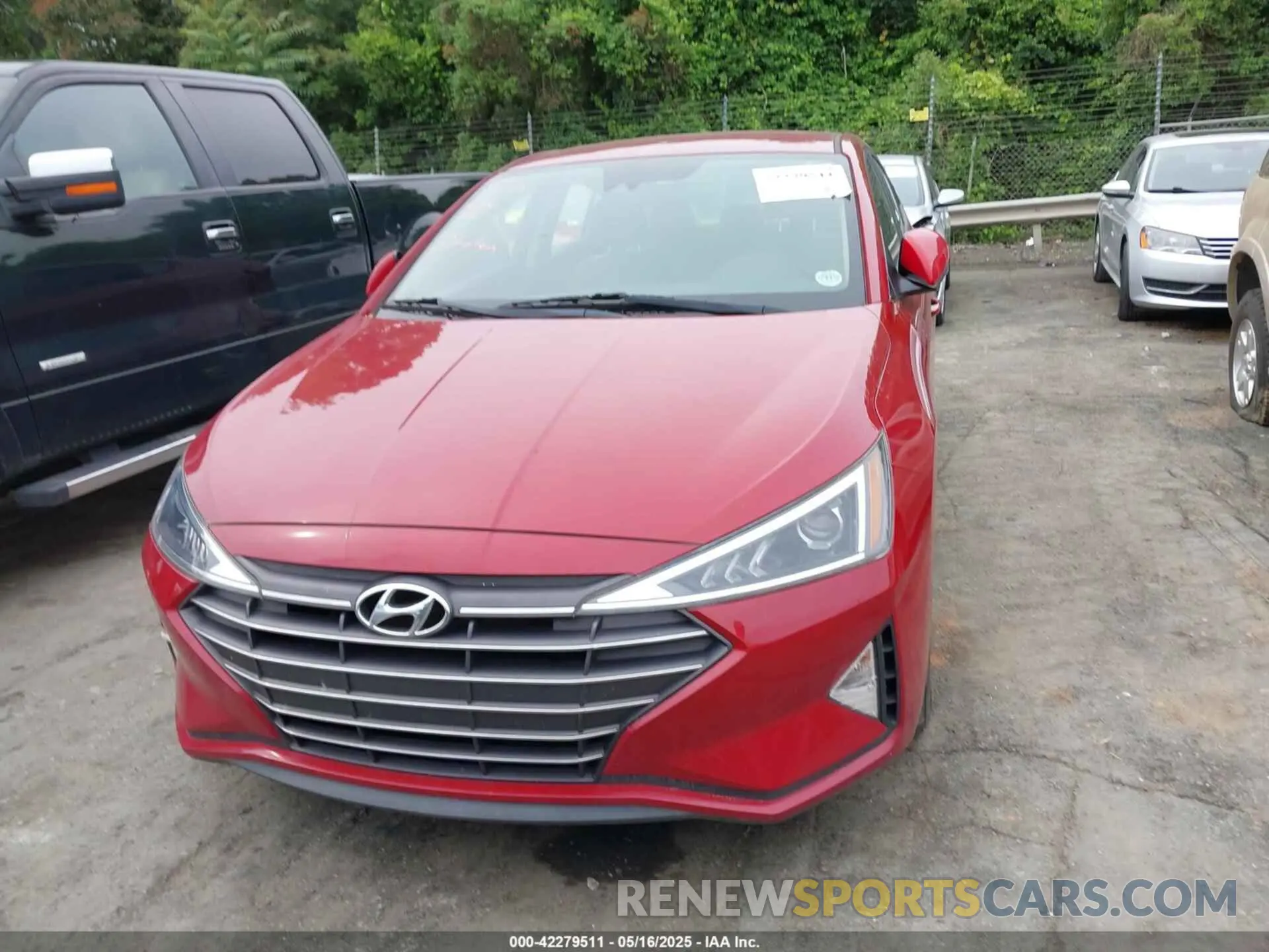 11 fotografías del automóvil dañado KMHD84LF0KU764701 HYUNDAI ELANTRA 2019