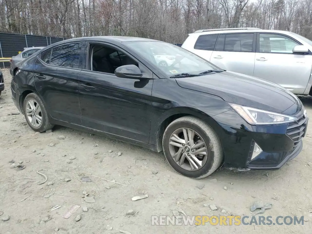4 fotografías del automóvil dañado KMHD84LF0KU779361 HYUNDAI ELANTRA 2019