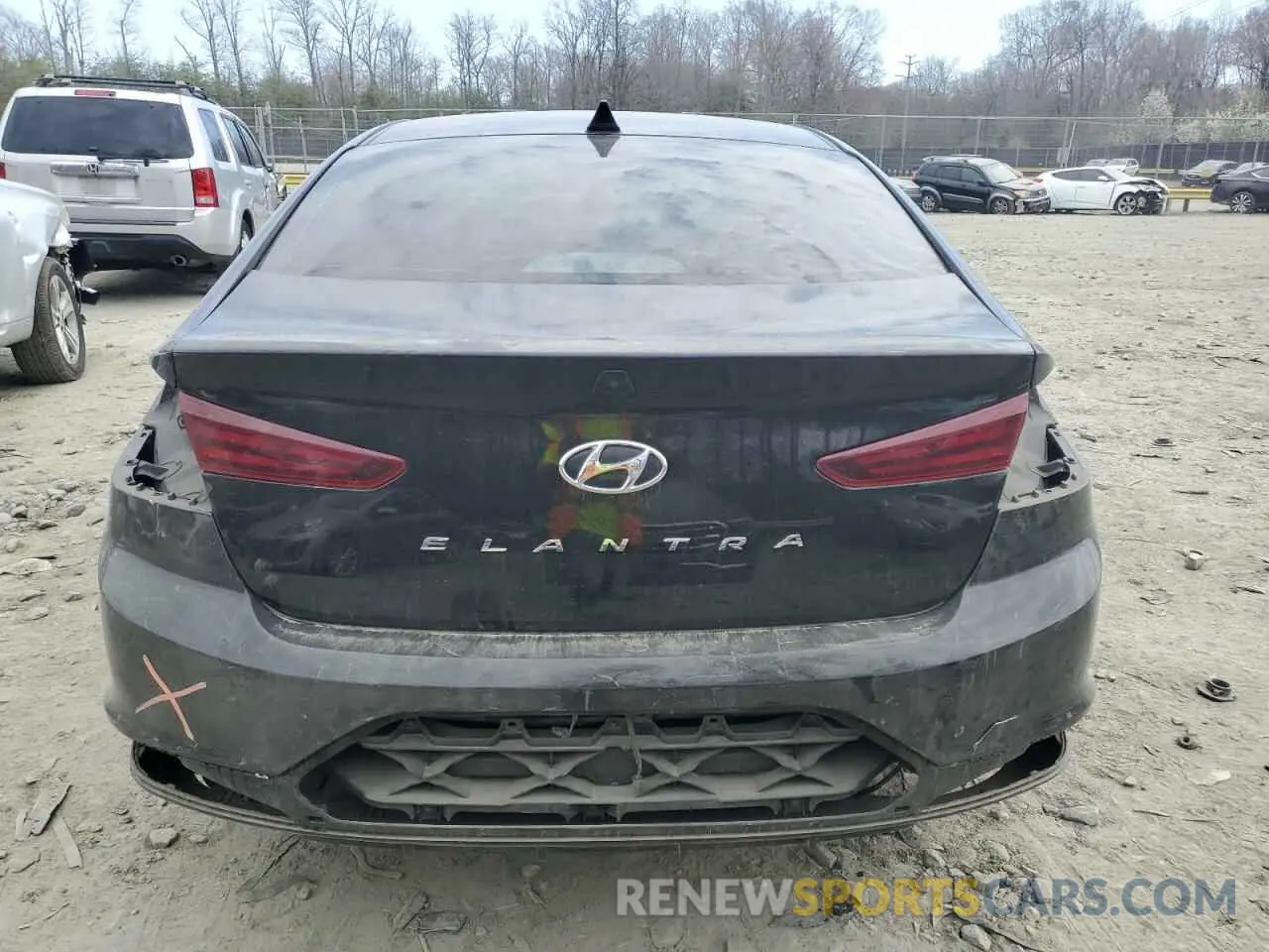 6 fotografías del automóvil dañado KMHD84LF0KU779361 HYUNDAI ELANTRA 2019