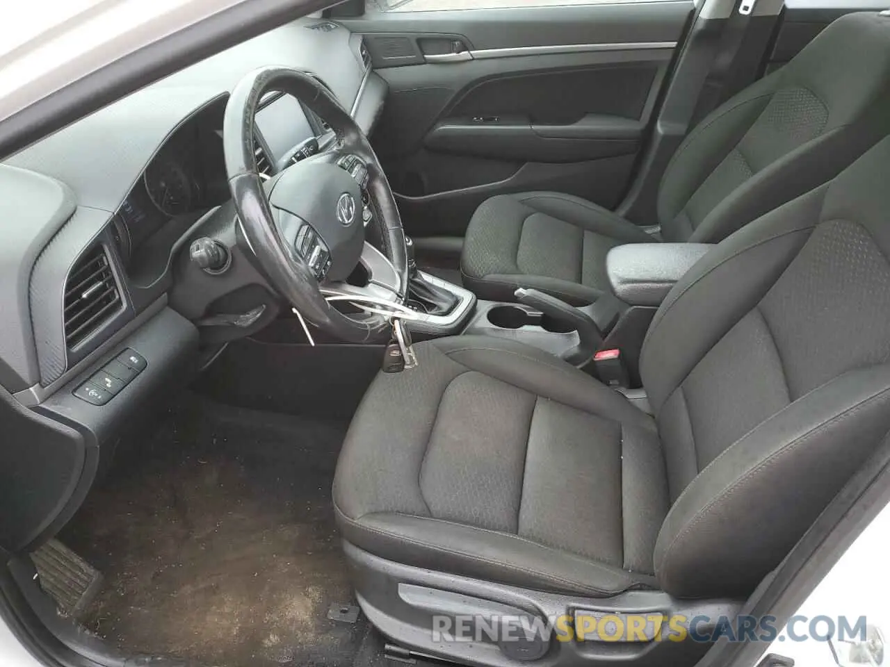 7 fotografías del automóvil dañado KMHD84LF1KU749933 HYUNDAI ELANTRA 2019