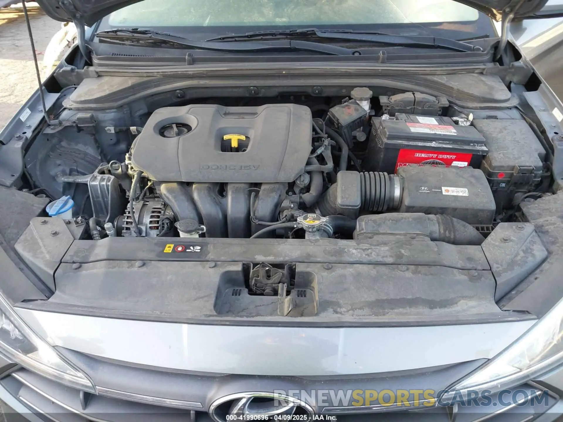 10 fotografías del automóvil dañado KMHD84LF1KU761595 HYUNDAI ELANTRA 2019