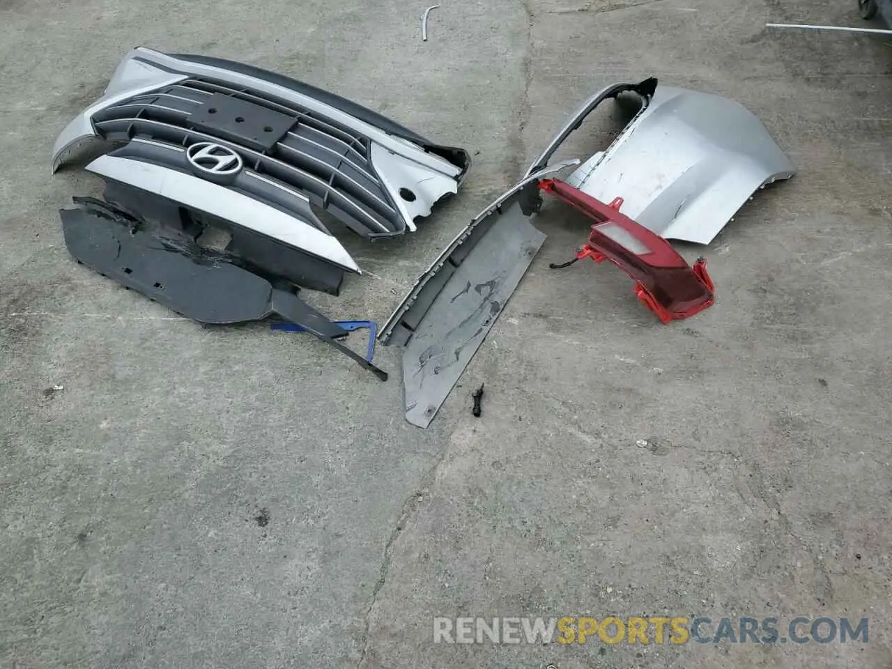 12 fotografías del automóvil dañado KMHD84LF1KU783144 HYUNDAI ELANTRA 2019