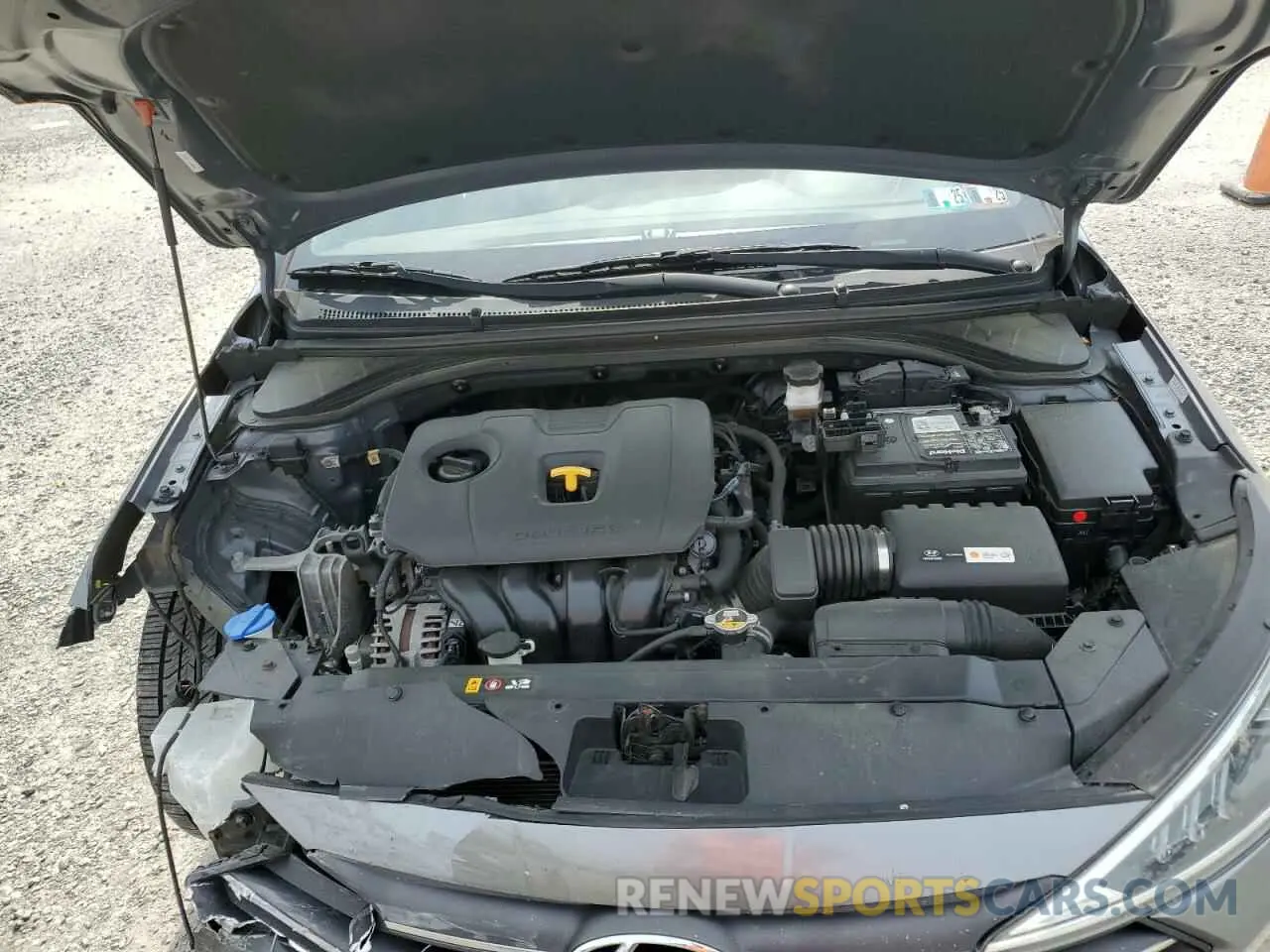 12 fotografías del automóvil dañado KMHD84LF1KU786996 HYUNDAI ELANTRA 2019