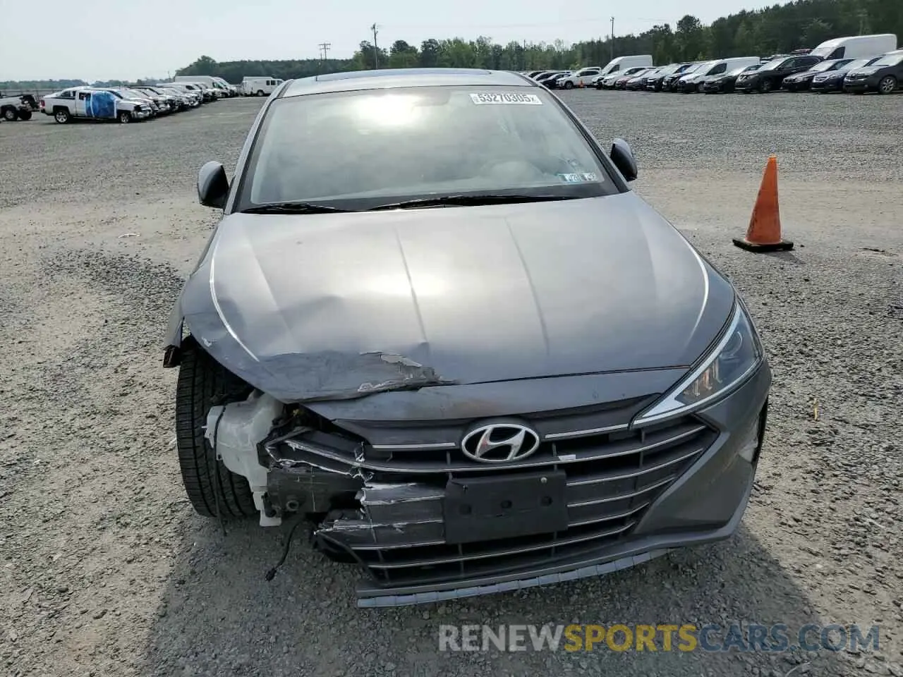 5 fotografías del automóvil dañado KMHD84LF1KU786996 HYUNDAI ELANTRA 2019
