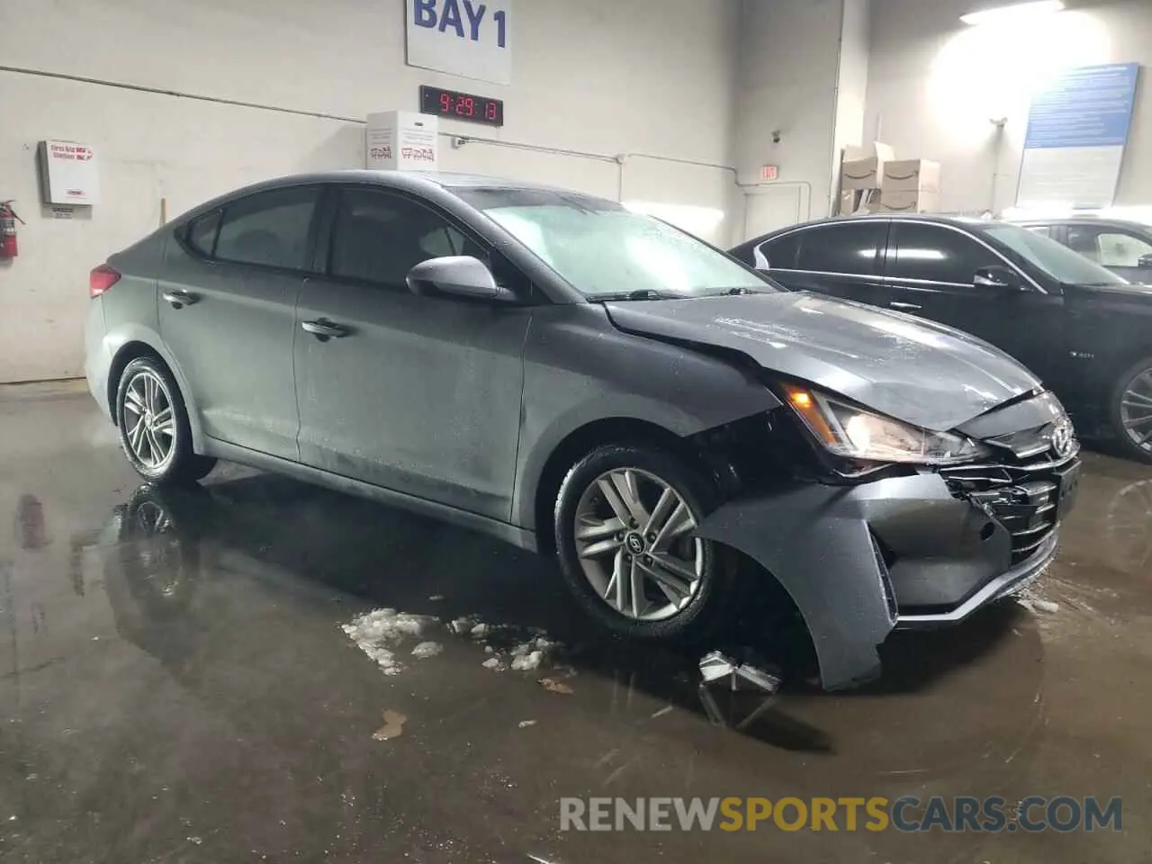 4 fotografías del automóvil dañado KMHD84LF2KU779474 HYUNDAI ELANTRA 2019