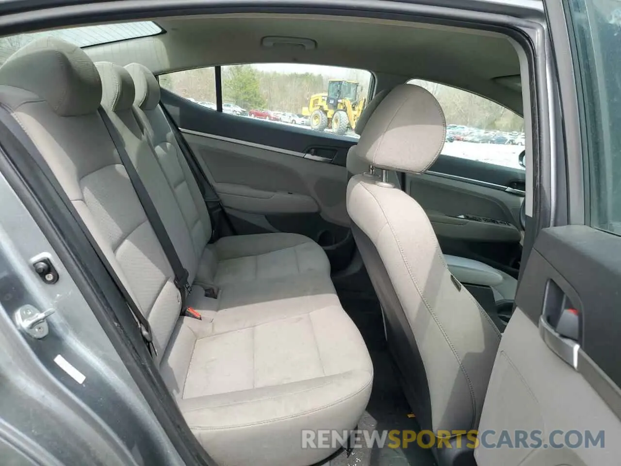 10 fotografías del automóvil dañado KMHD84LF2KU781788 HYUNDAI ELANTRA 2019