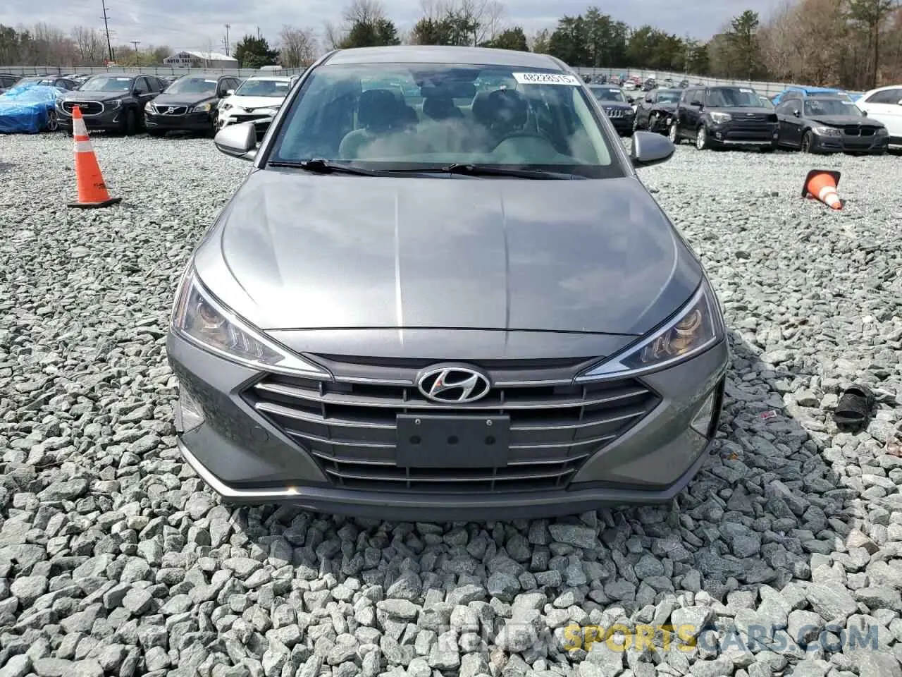5 fotografías del automóvil dañado KMHD84LF2KU781788 HYUNDAI ELANTRA 2019