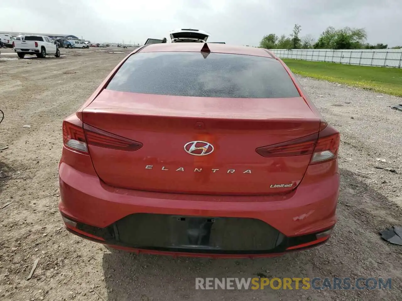 6 fotografías del automóvil dañado KMHD84LF2KU793584 HYUNDAI ELANTRA 2019