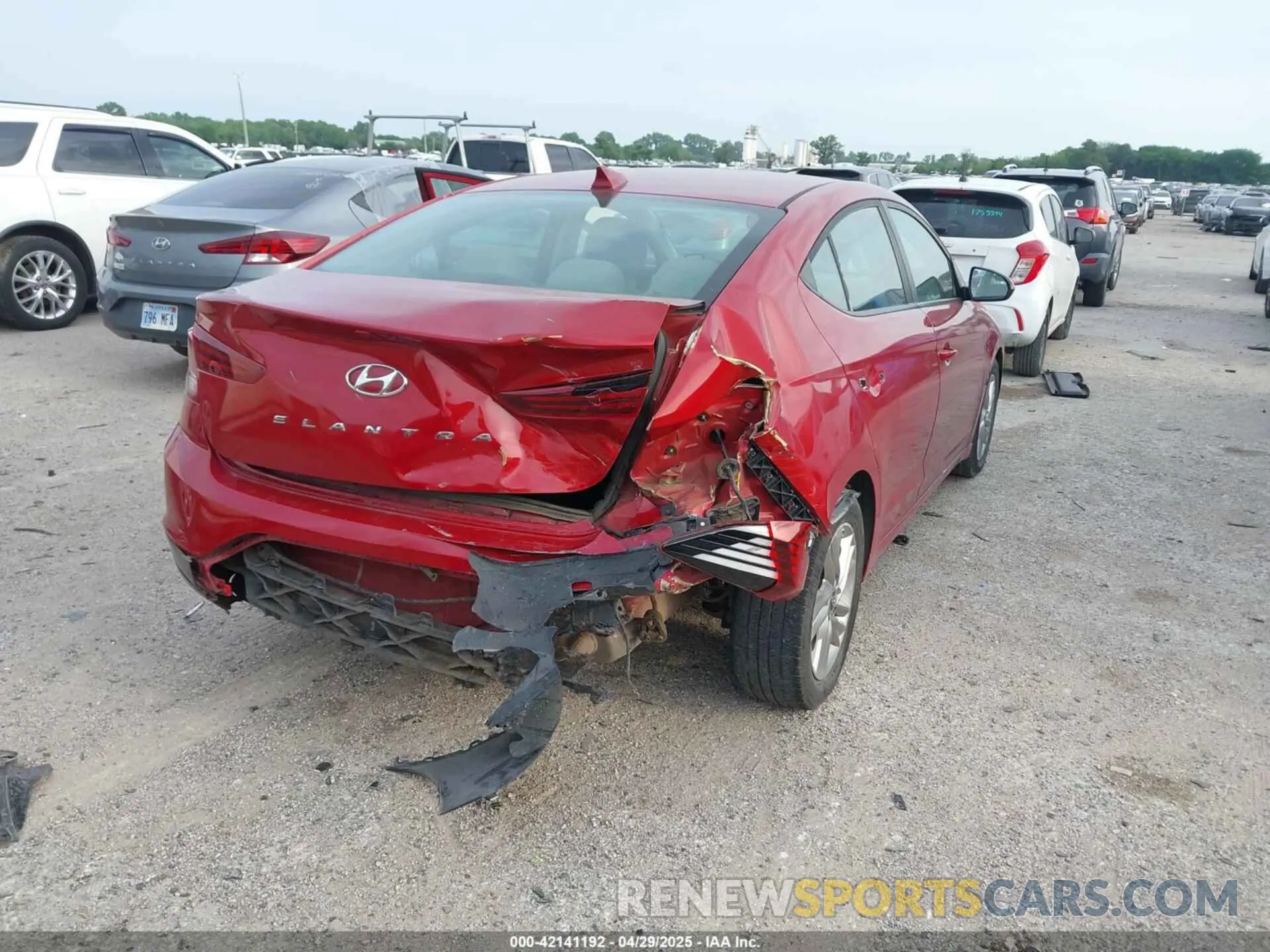 6 fotografías del automóvil dañado KMHD84LF3KU741672 HYUNDAI ELANTRA 2019
