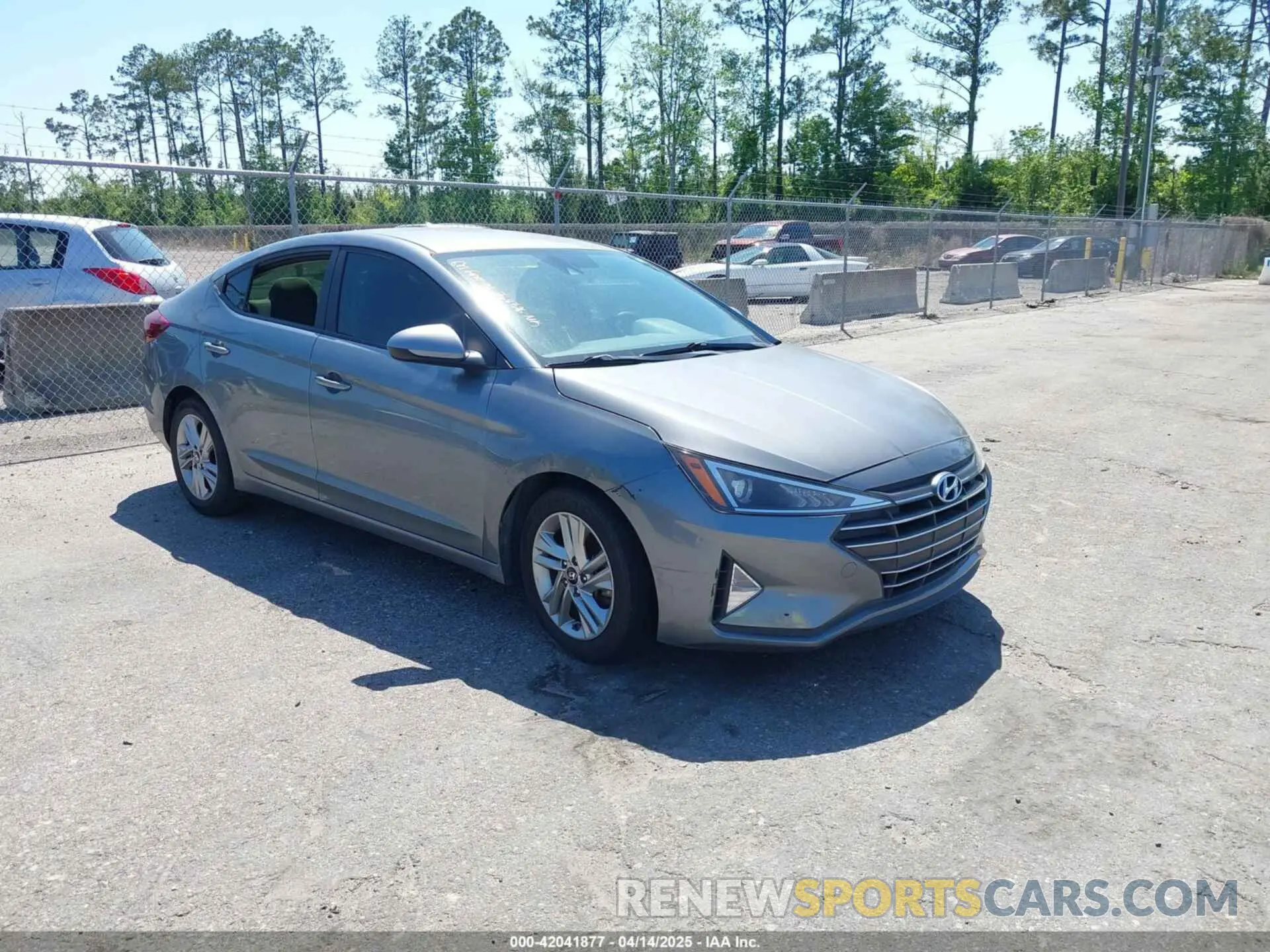 1 fotografías del automóvil dañado KMHD84LF3KU768726 HYUNDAI ELANTRA 2019