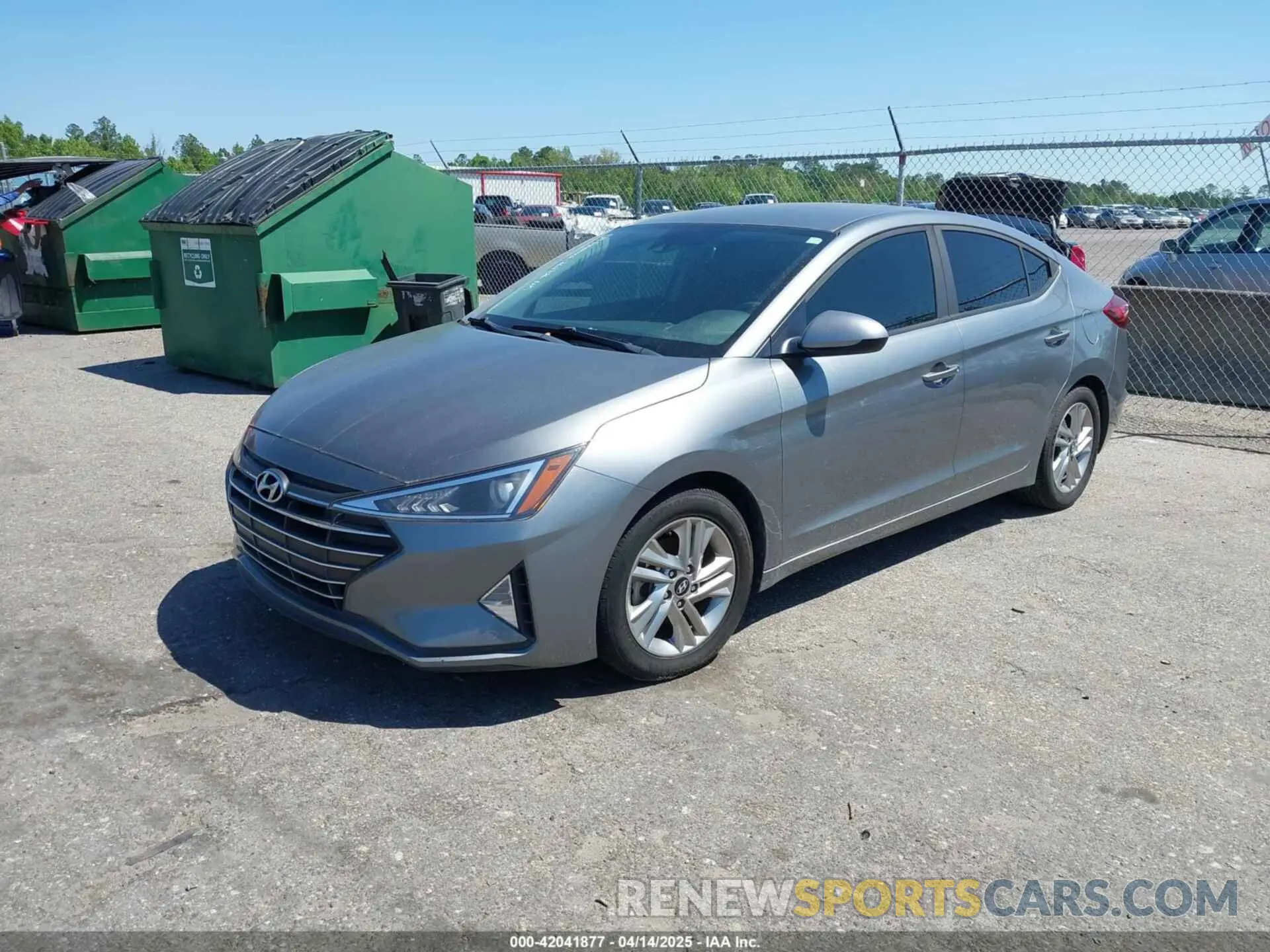 2 fotografías del automóvil dañado KMHD84LF3KU768726 HYUNDAI ELANTRA 2019