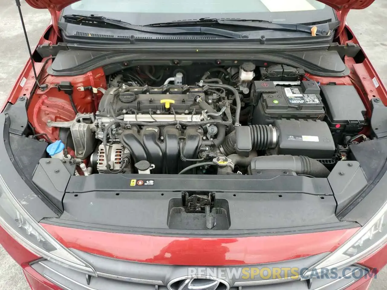 11 fotografías del automóvil dañado KMHD84LF4KU745956 HYUNDAI ELANTRA 2019