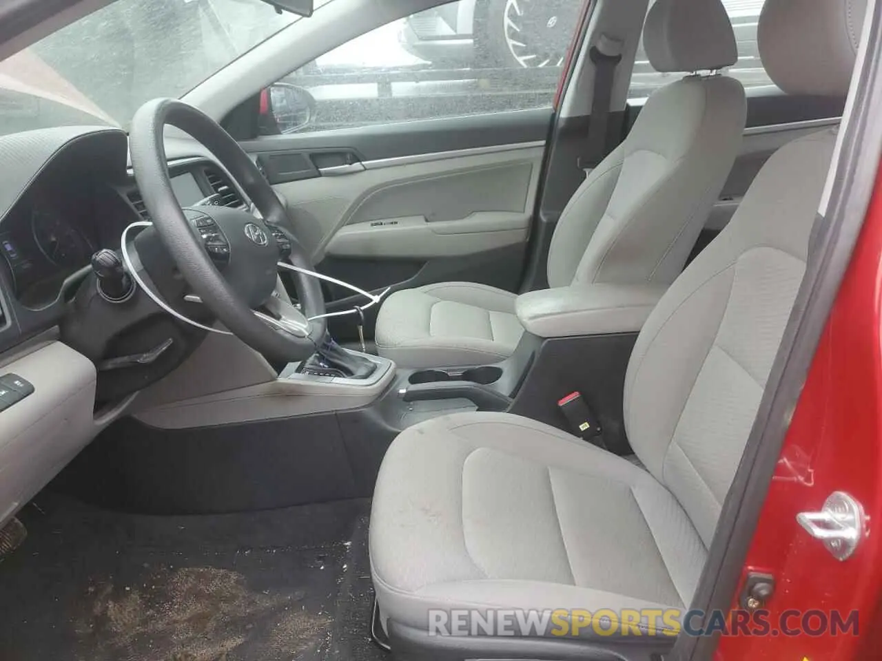 7 fotografías del automóvil dañado KMHD84LF4KU761154 HYUNDAI ELANTRA 2019