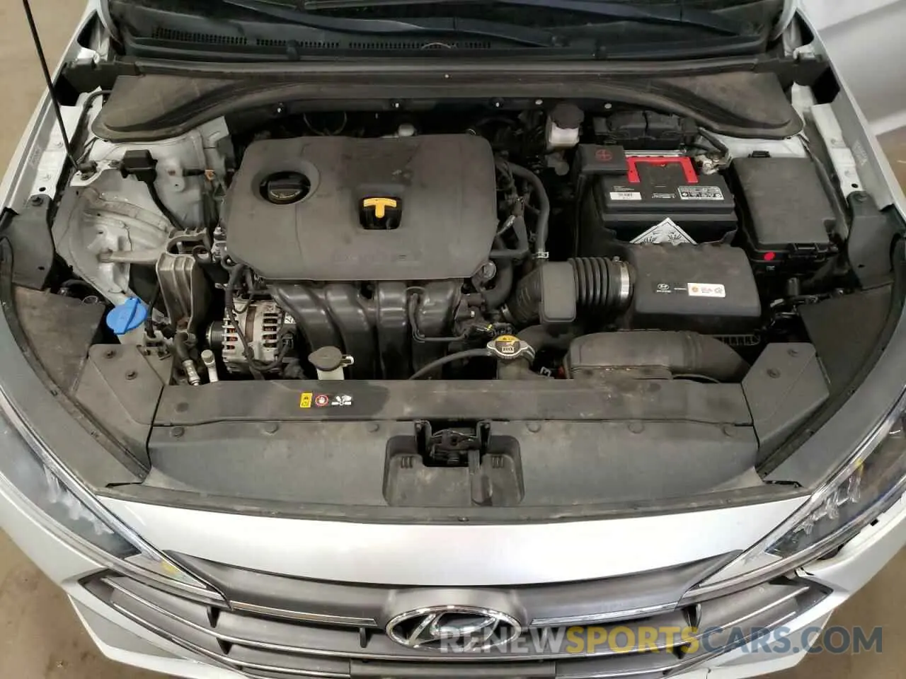 11 fotografías del automóvil dañado KMHD84LF4KU769786 HYUNDAI ELANTRA 2019