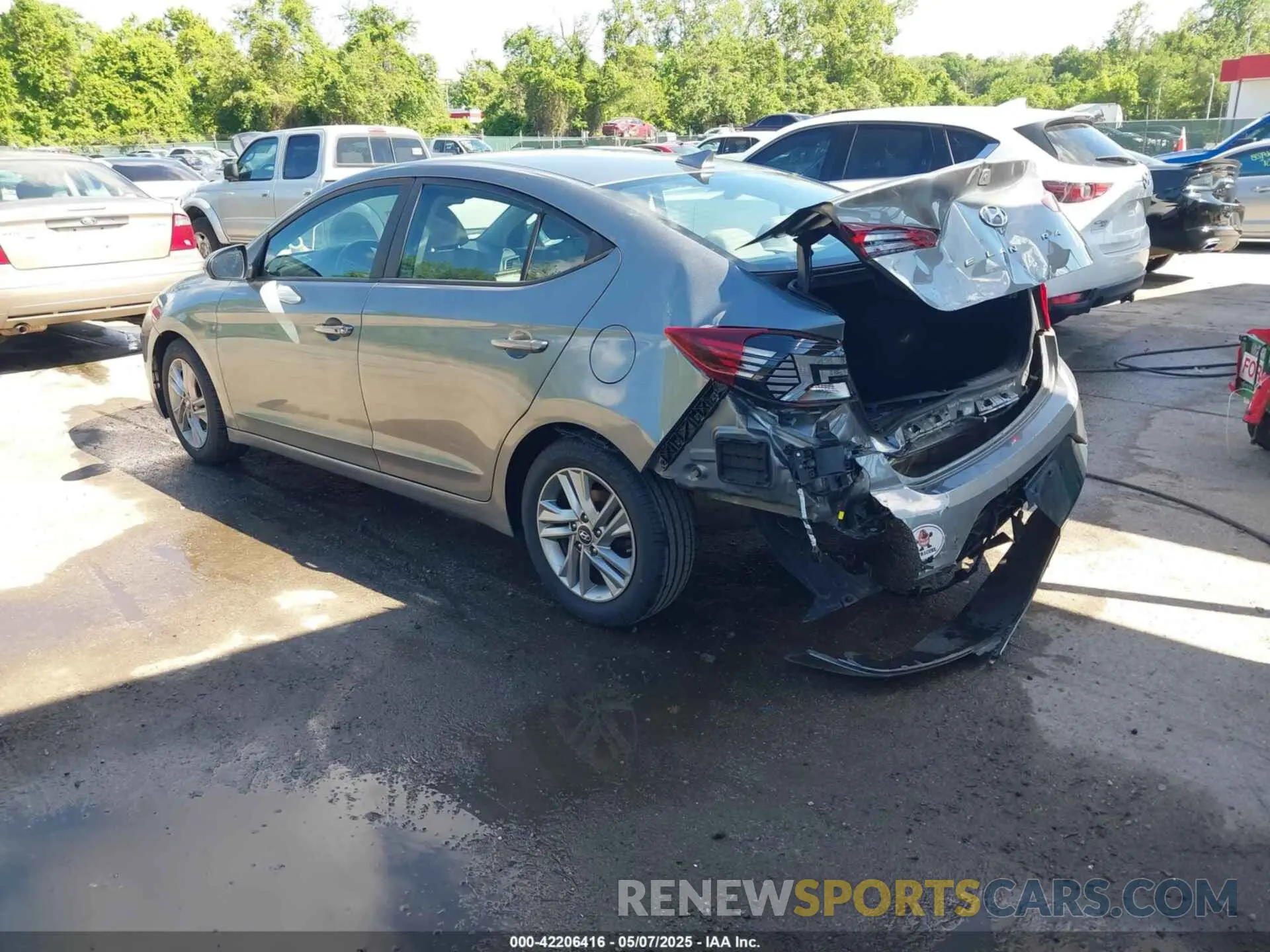 3 fotografías del automóvil dañado KMHD84LF4KU816525 HYUNDAI ELANTRA 2019