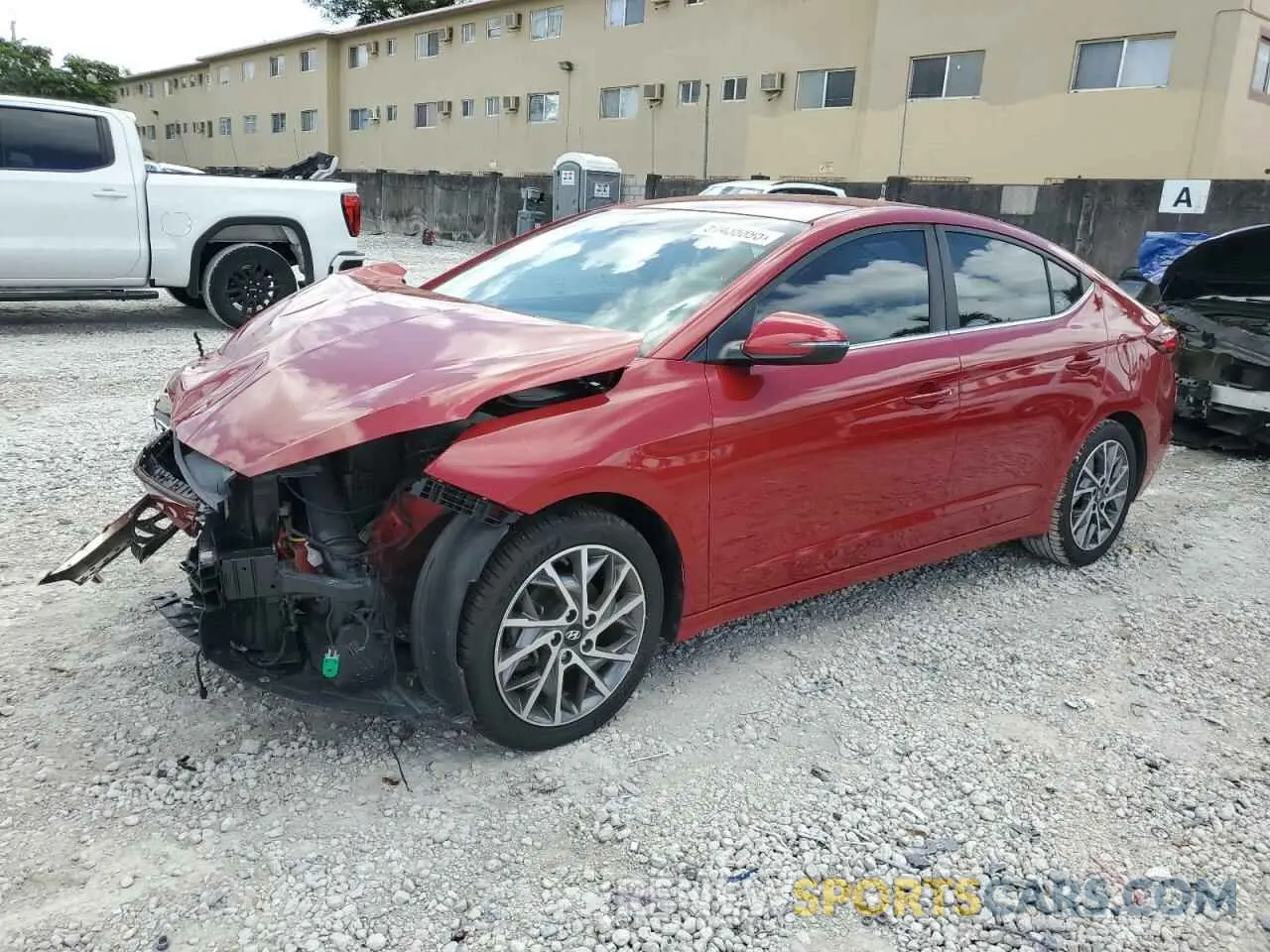 1 fotografías del automóvil dañado KMHD84LF4KU840999 HYUNDAI ELANTRA 2019