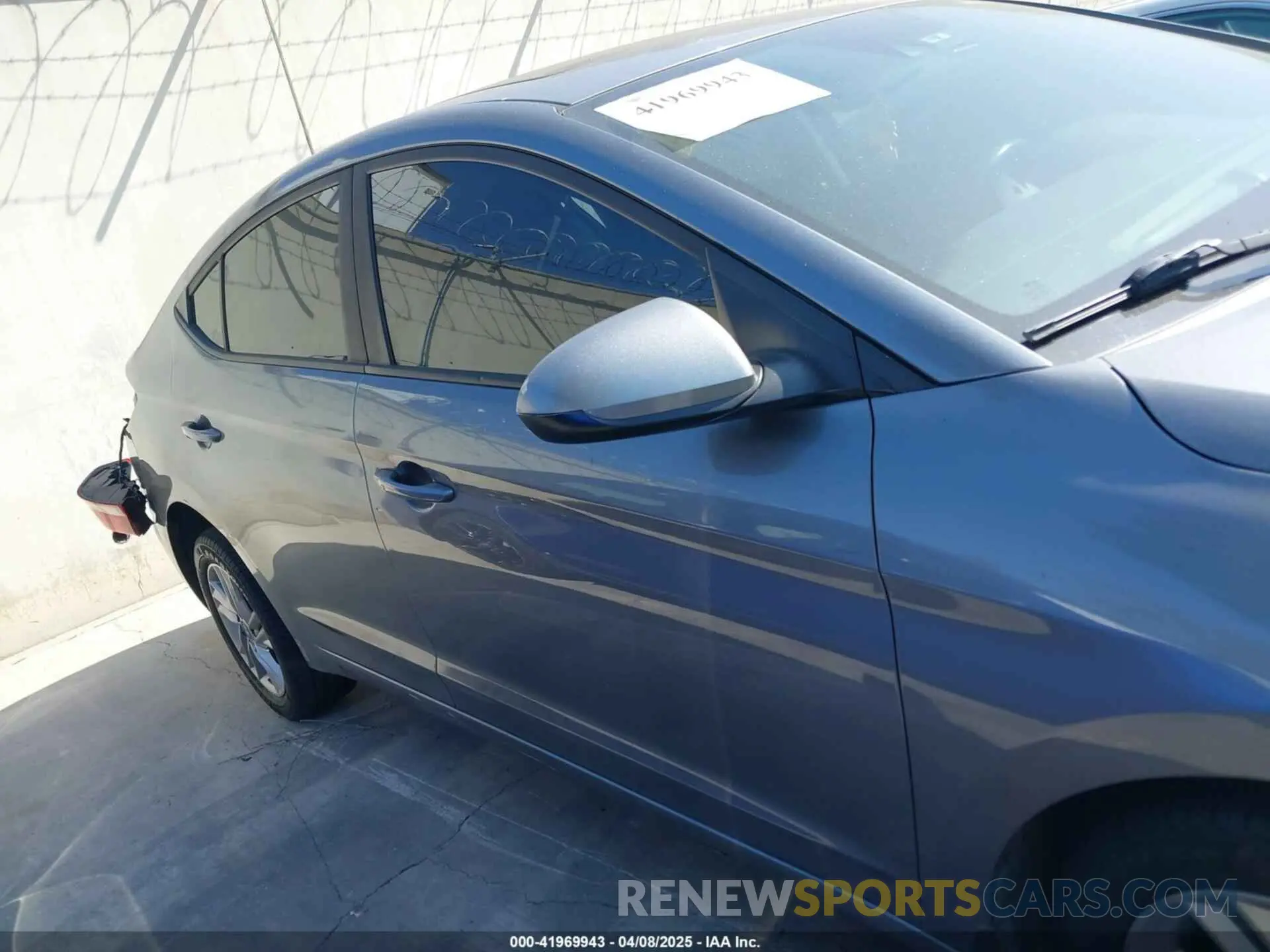 13 fotografías del automóvil dañado KMHD84LF4KU858807 HYUNDAI ELANTRA 2019