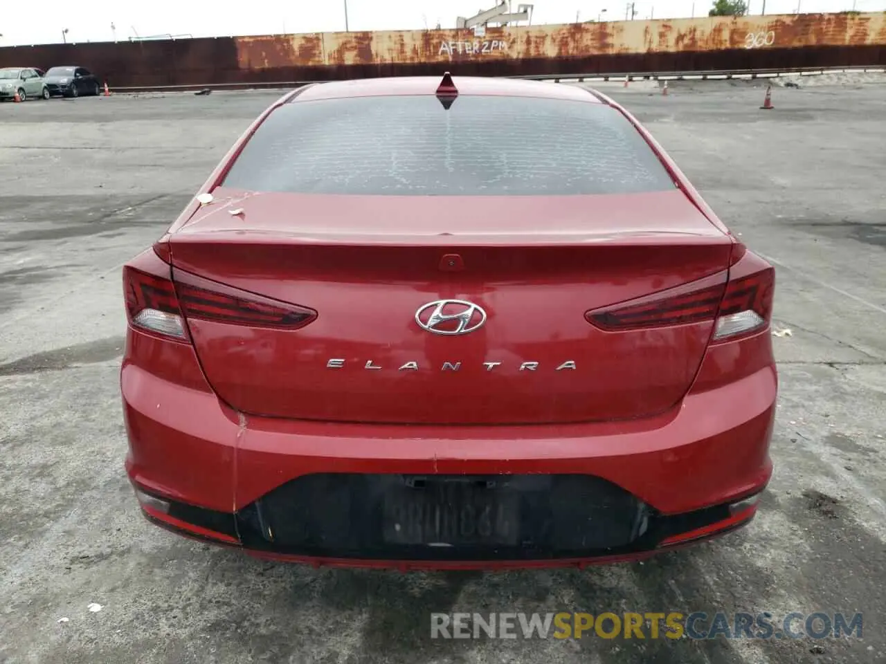 6 fotografías del automóvil dañado KMHD84LF5KU737977 HYUNDAI ELANTRA 2019