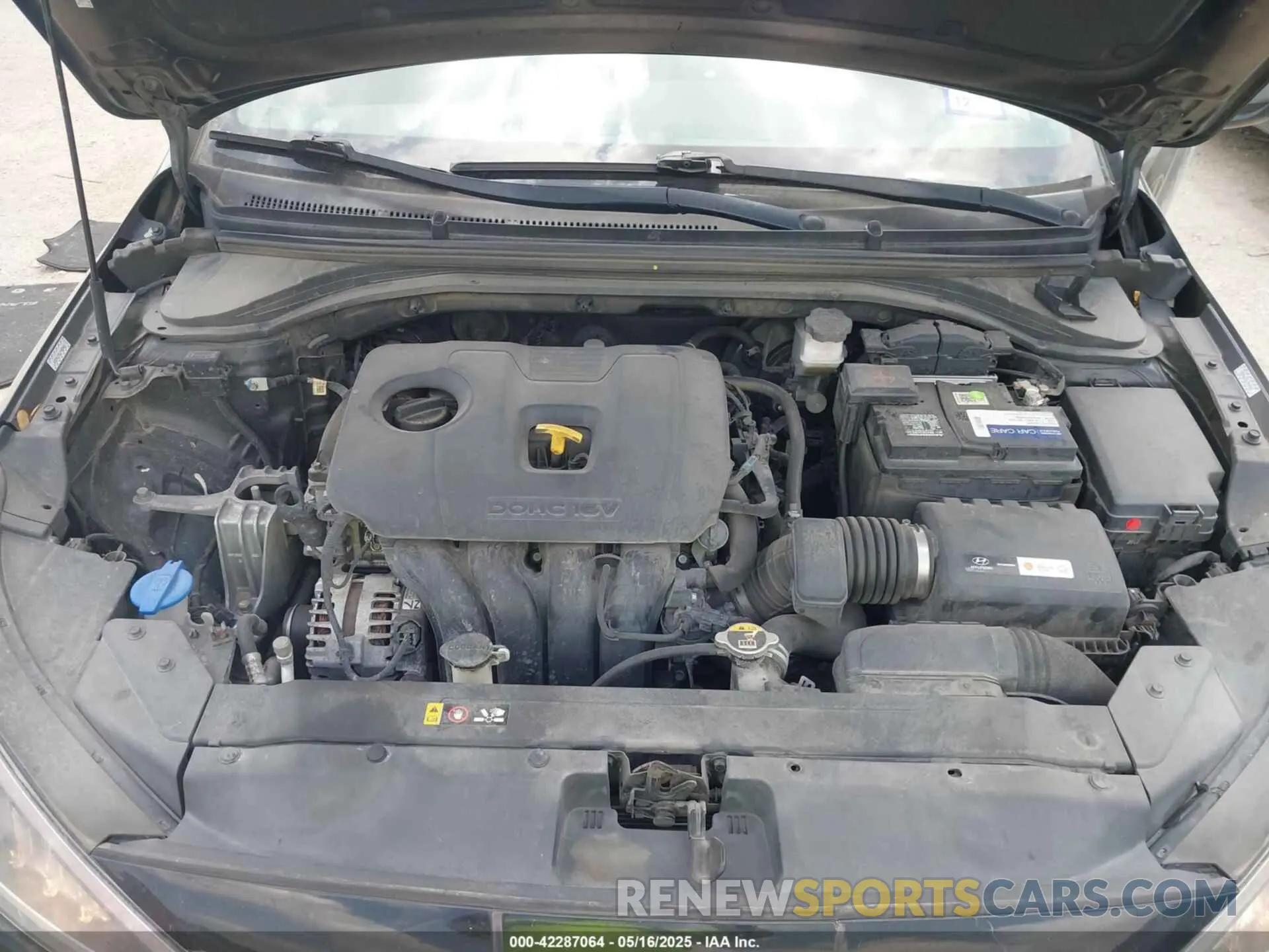 10 fotografías del automóvil dañado KMHD84LF5KU786869 HYUNDAI ELANTRA 2019