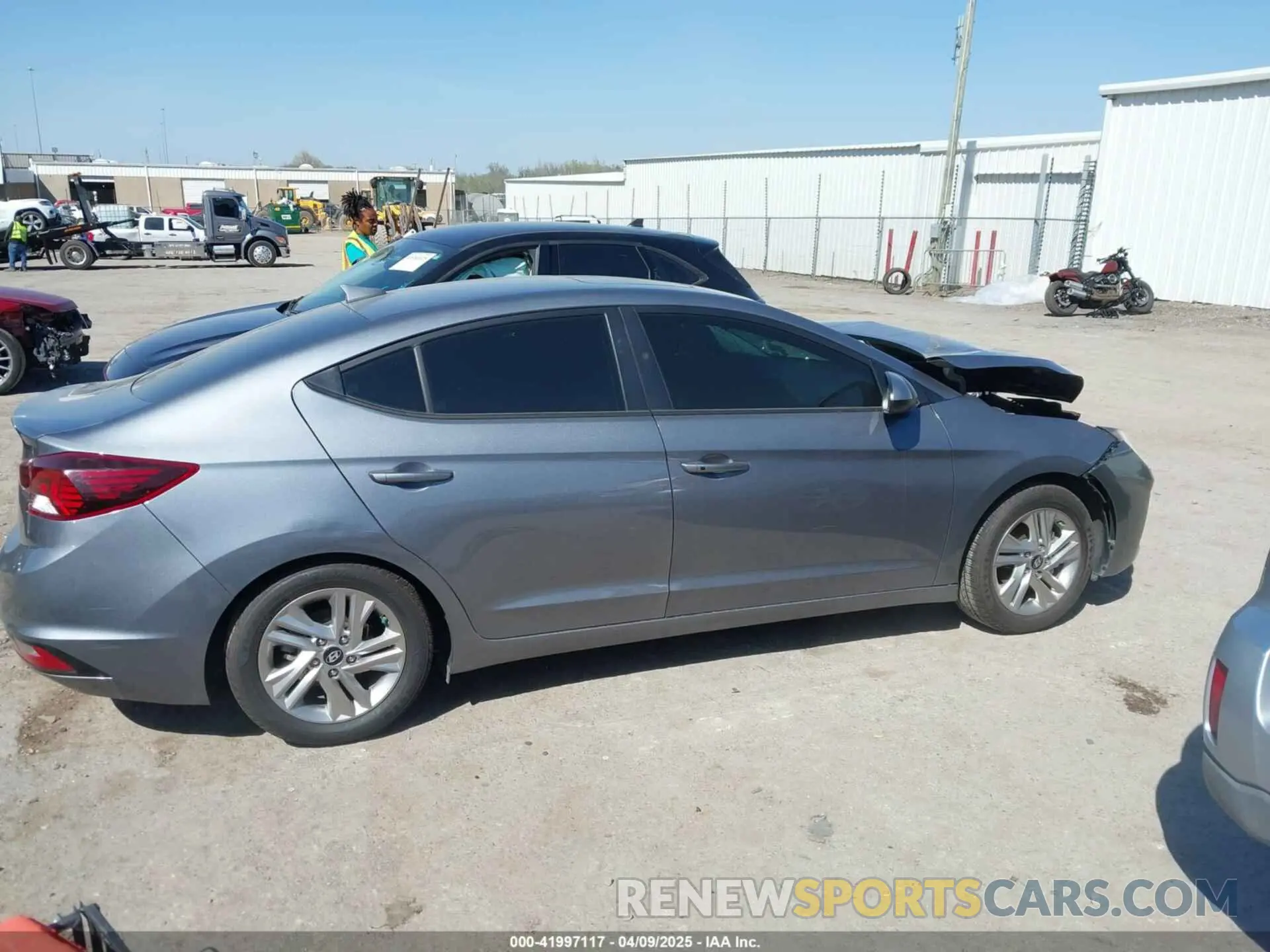 13 fotografías del automóvil dañado KMHD84LF5KU826044 HYUNDAI ELANTRA 2019