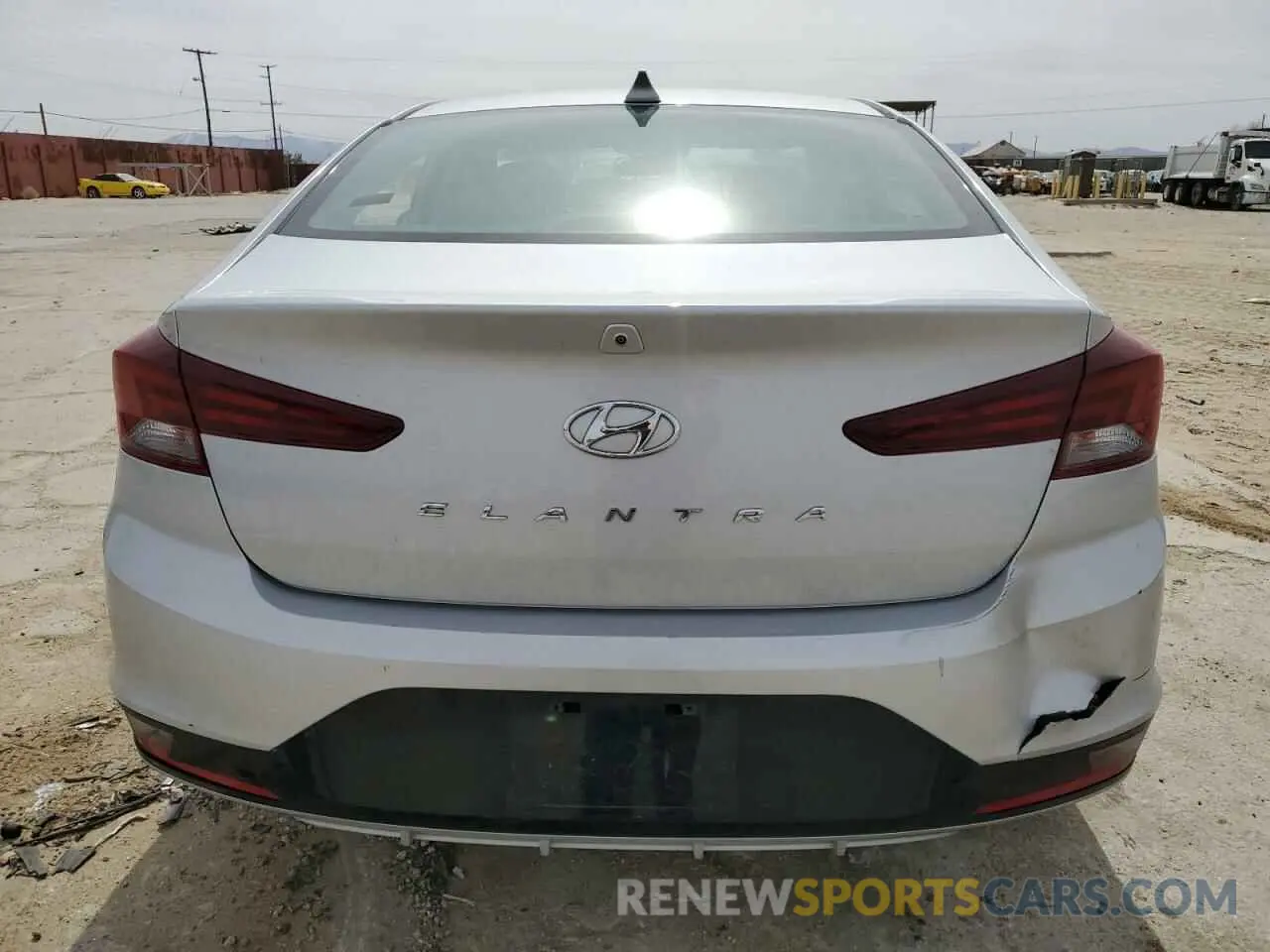 6 fotografías del automóvil dañado KMHD84LF6KU766419 HYUNDAI ELANTRA 2019