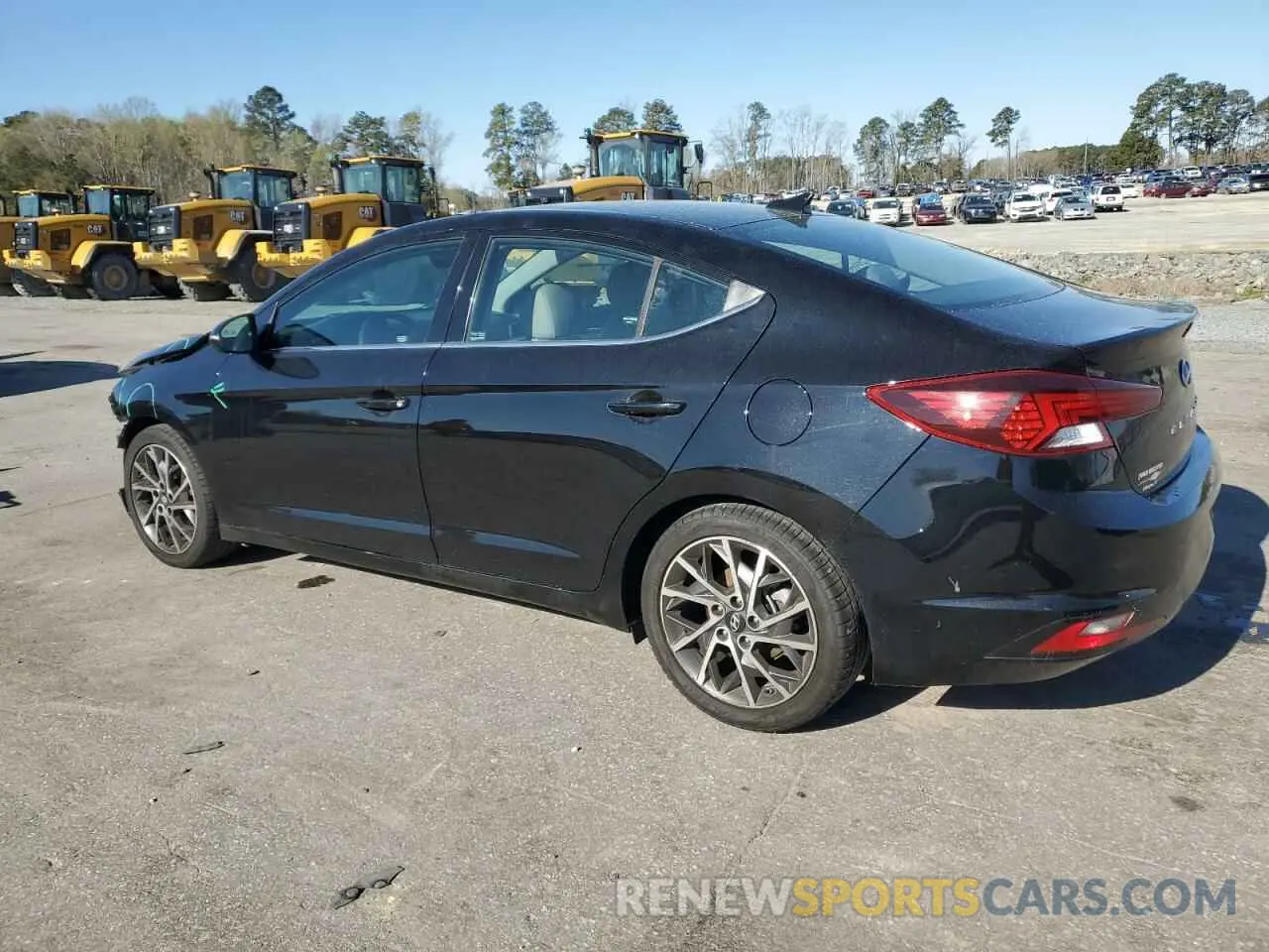 2 fotografías del automóvil dañado KMHD84LF6KU784077 HYUNDAI ELANTRA 2019