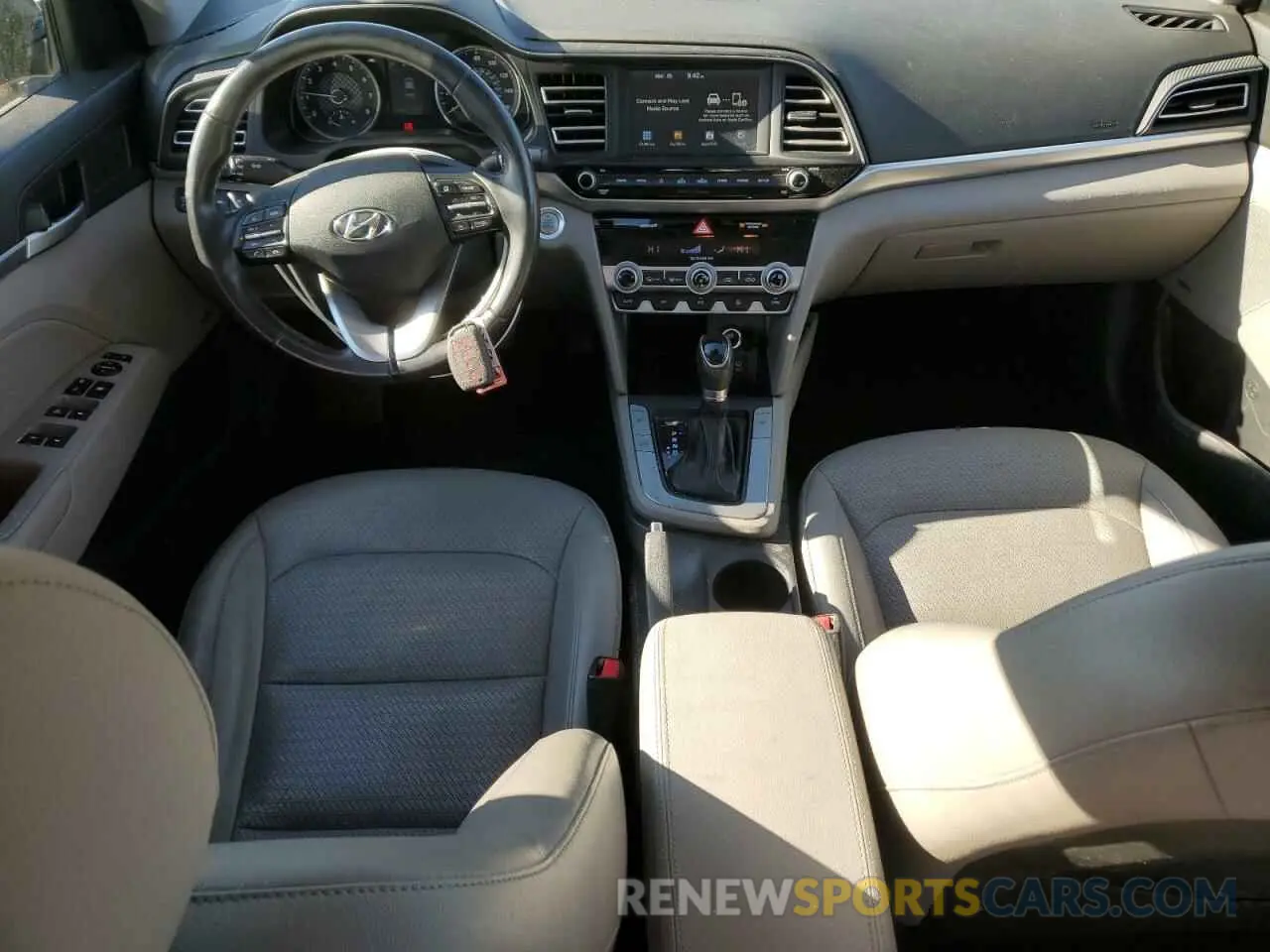 8 fotografías del automóvil dañado KMHD84LF6KU784077 HYUNDAI ELANTRA 2019