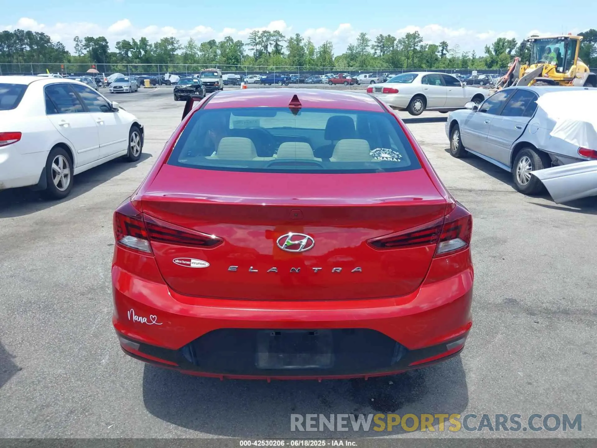 16 fotografías del automóvil dañado KMHD84LF6KU806742 HYUNDAI ELANTRA 2019