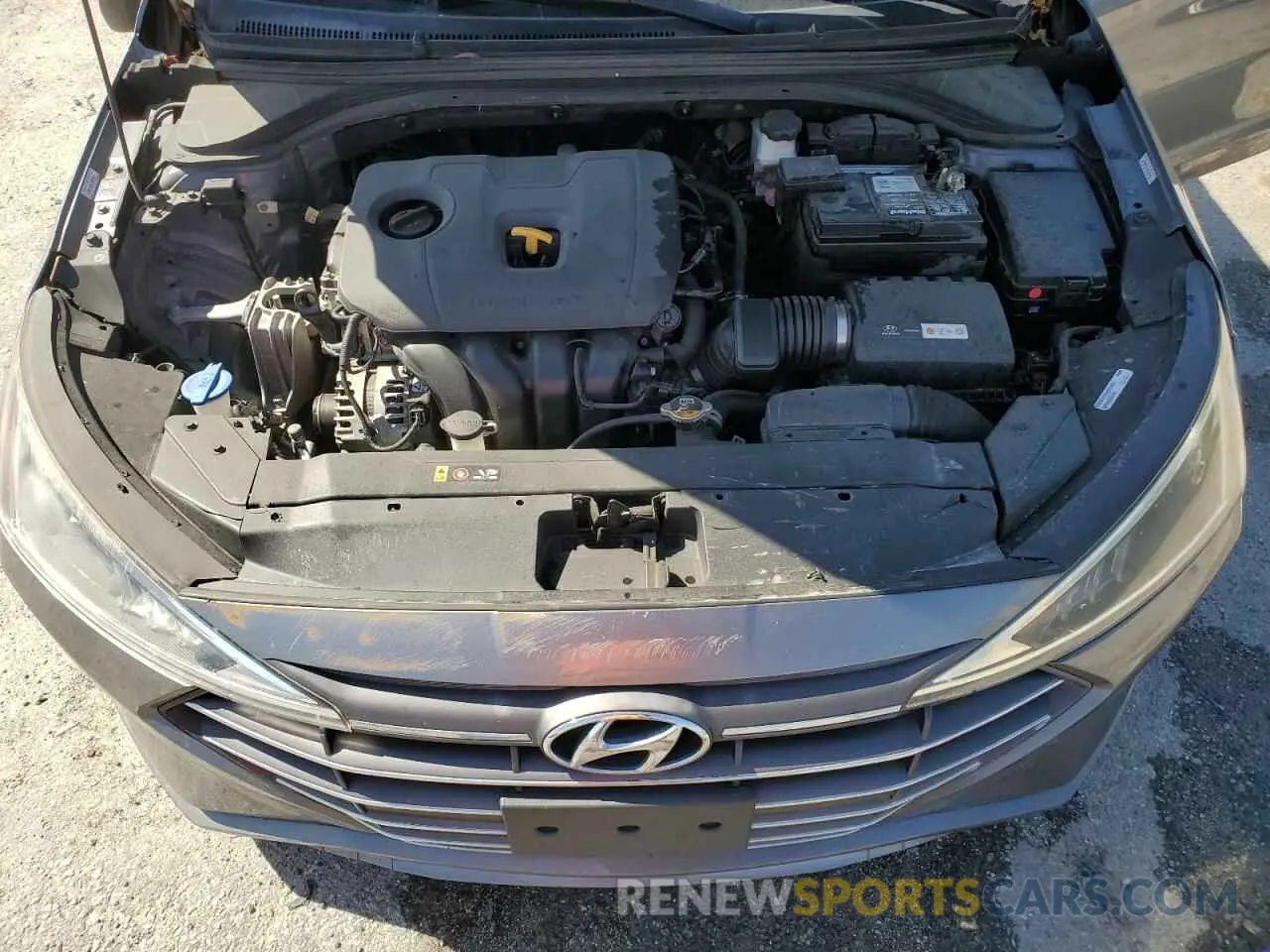 11 fotografías del automóvil dañado KMHD84LF7KU750553 HYUNDAI ELANTRA 2019
