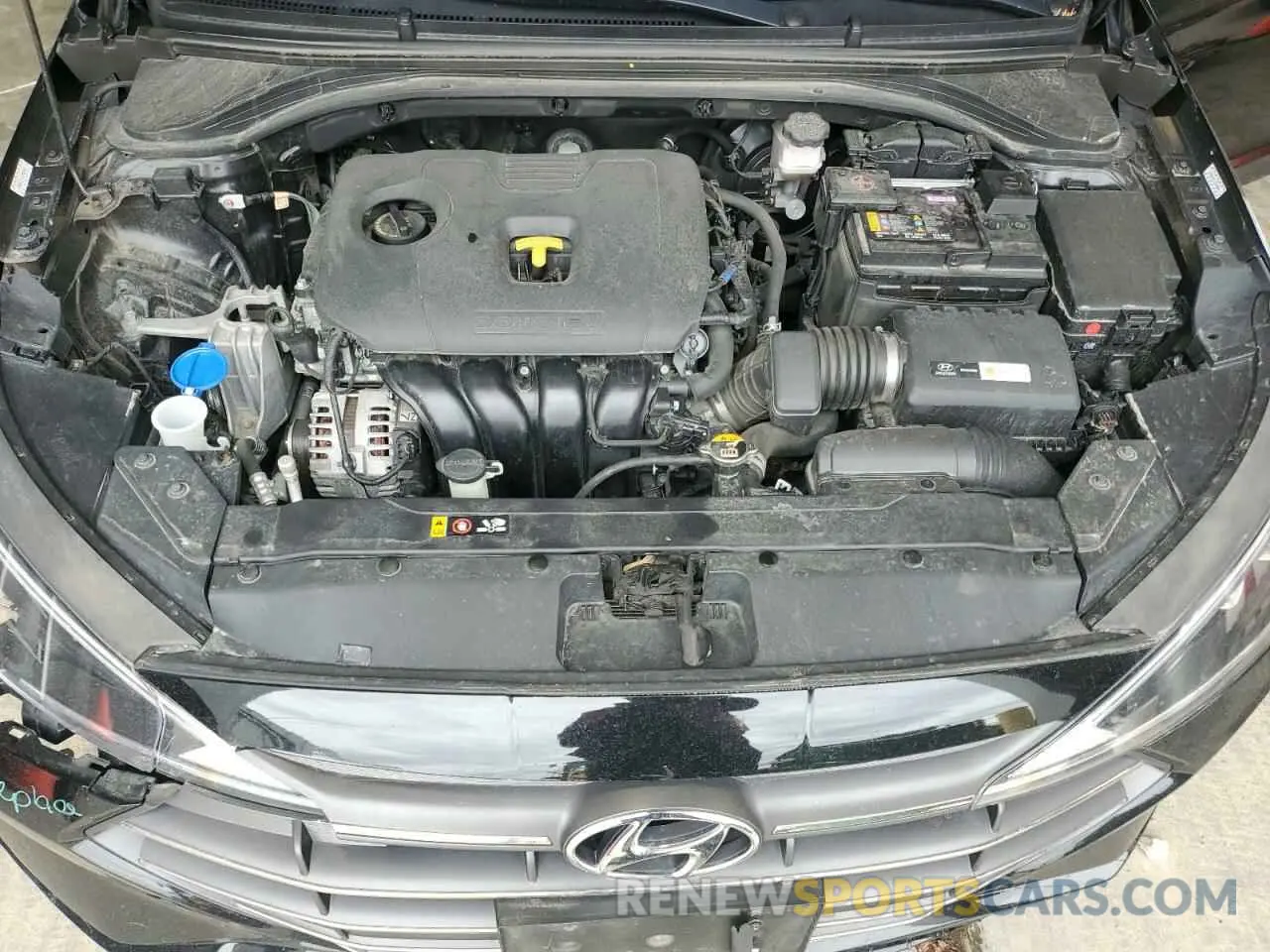 12 fotografías del automóvil dañado KMHD84LF7KU753047 HYUNDAI ELANTRA 2019
