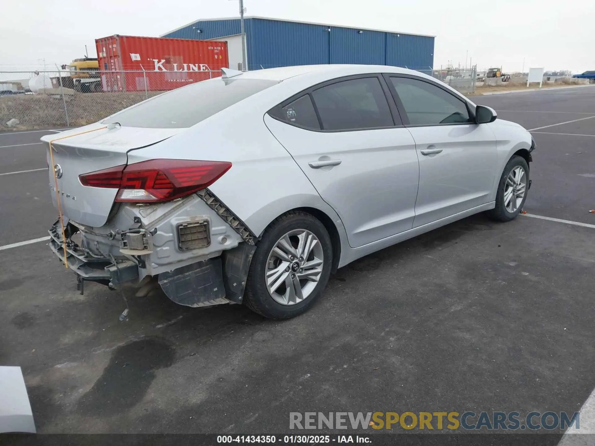 4 fotografías del automóvil dañado KMHD84LF7KU773329 HYUNDAI ELANTRA 2019