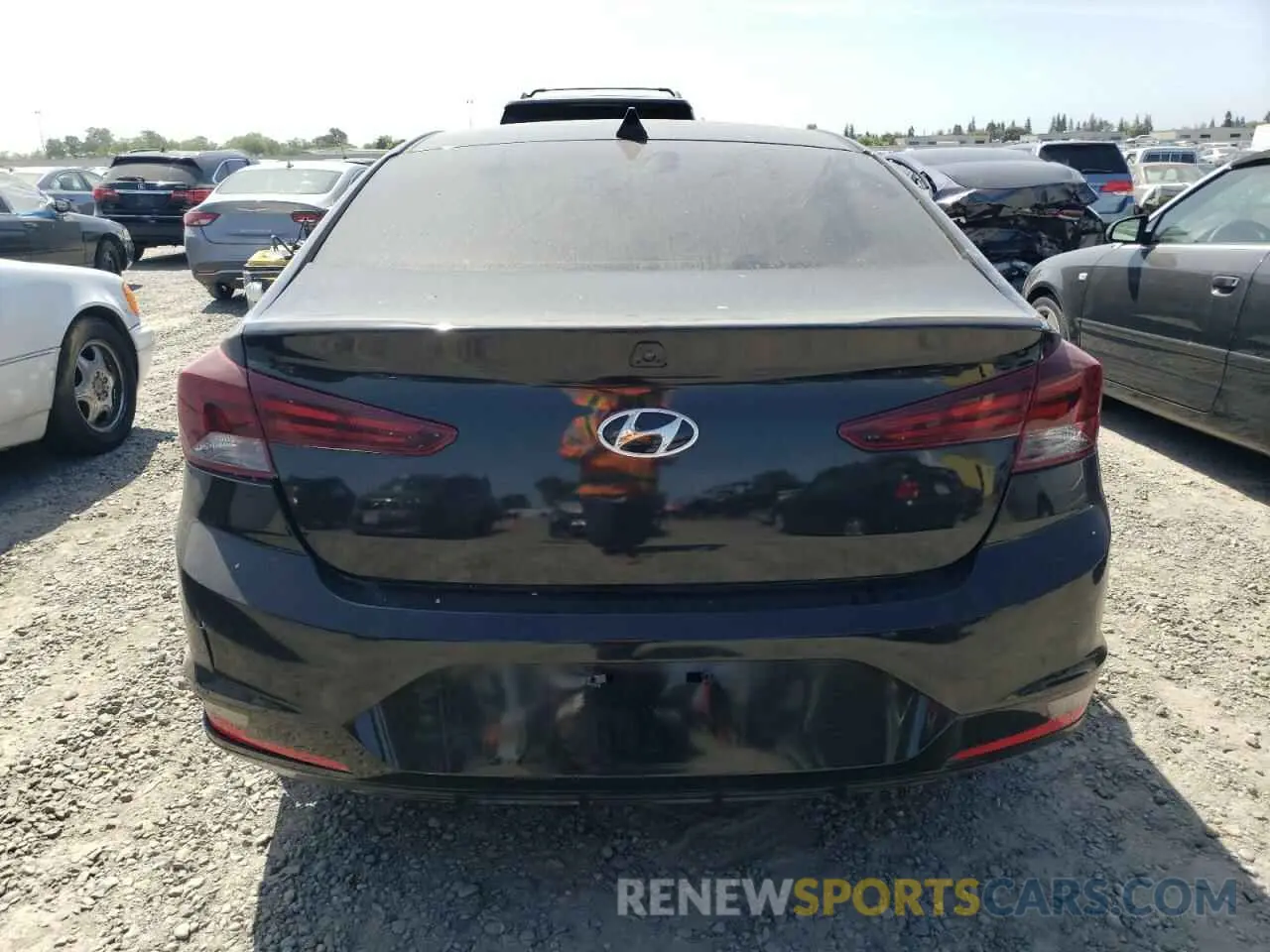 6 fotografías del automóvil dañado KMHD84LF7KU779860 HYUNDAI ELANTRA 2019