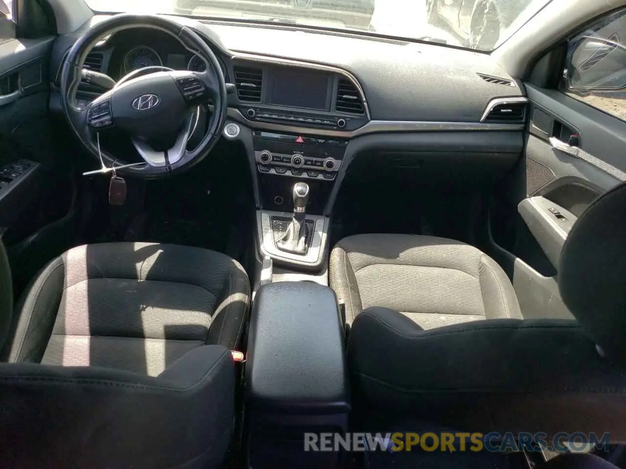 8 fotografías del automóvil dañado KMHD84LF7KU779860 HYUNDAI ELANTRA 2019