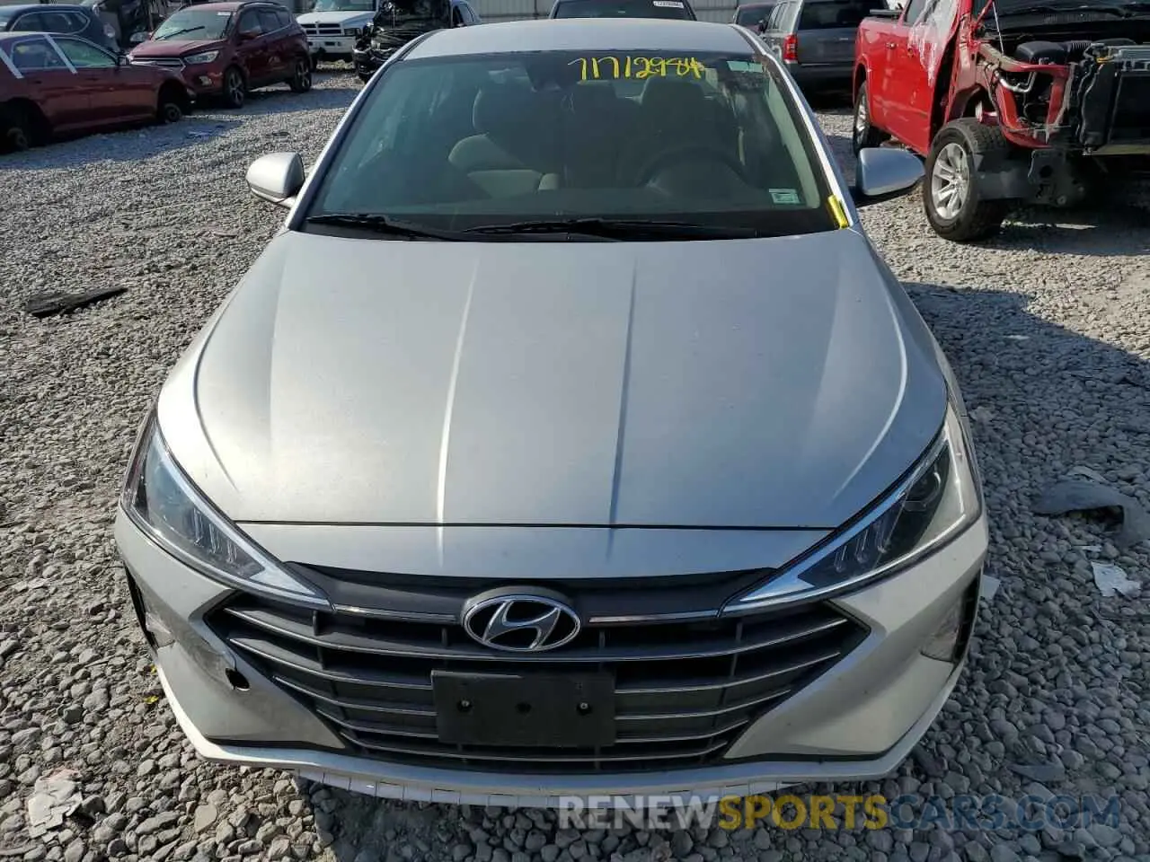 5 fotografías del automóvil dañado KMHD84LF8KU746320 HYUNDAI ELANTRA 2019