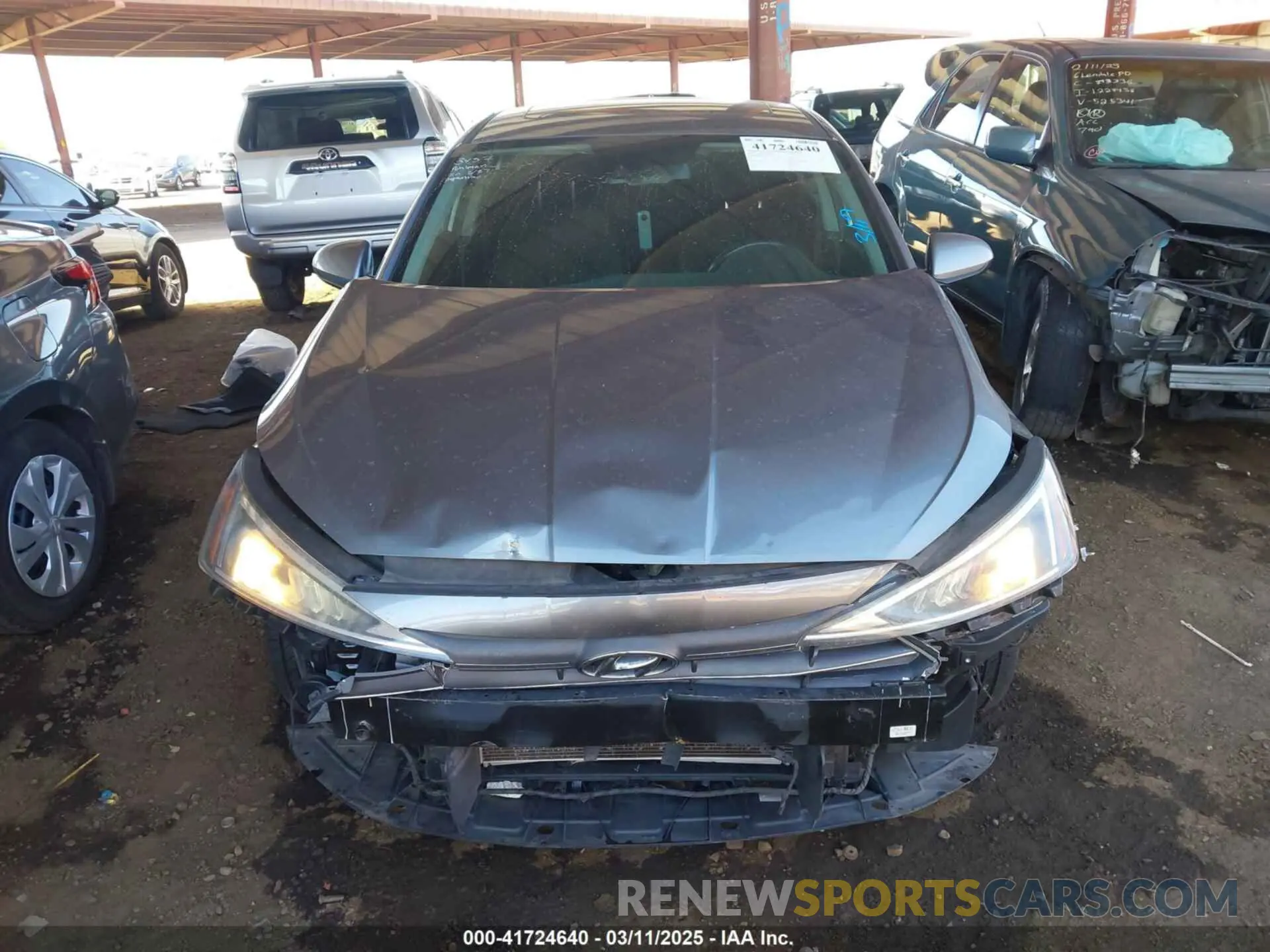 13 fotografías del automóvil dañado KMHD84LF8KU816835 HYUNDAI ELANTRA 2019