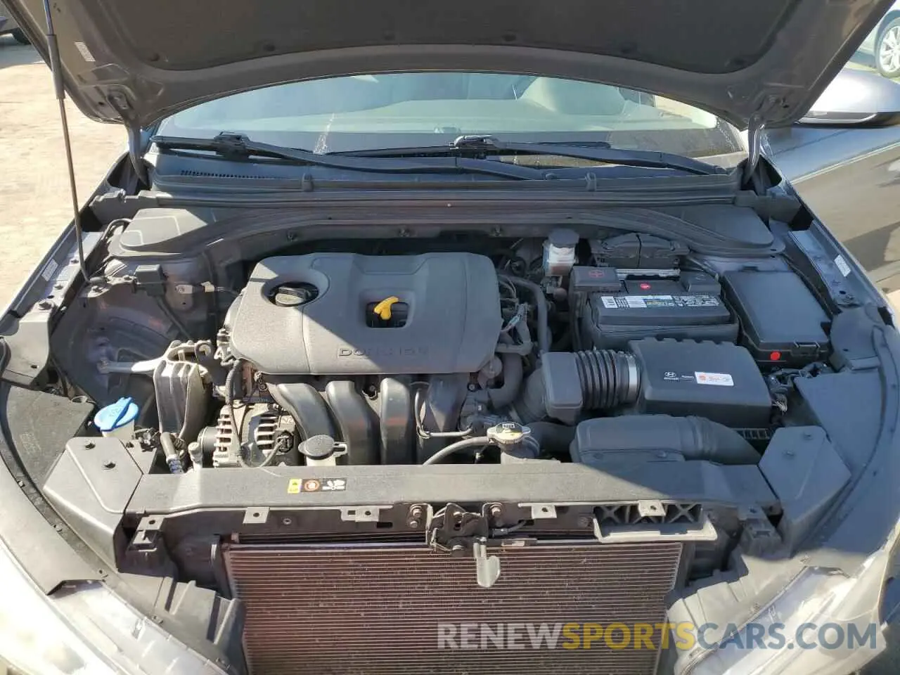 11 fotografías del automóvil dañado KMHD84LF8KU823736 HYUNDAI ELANTRA 2019