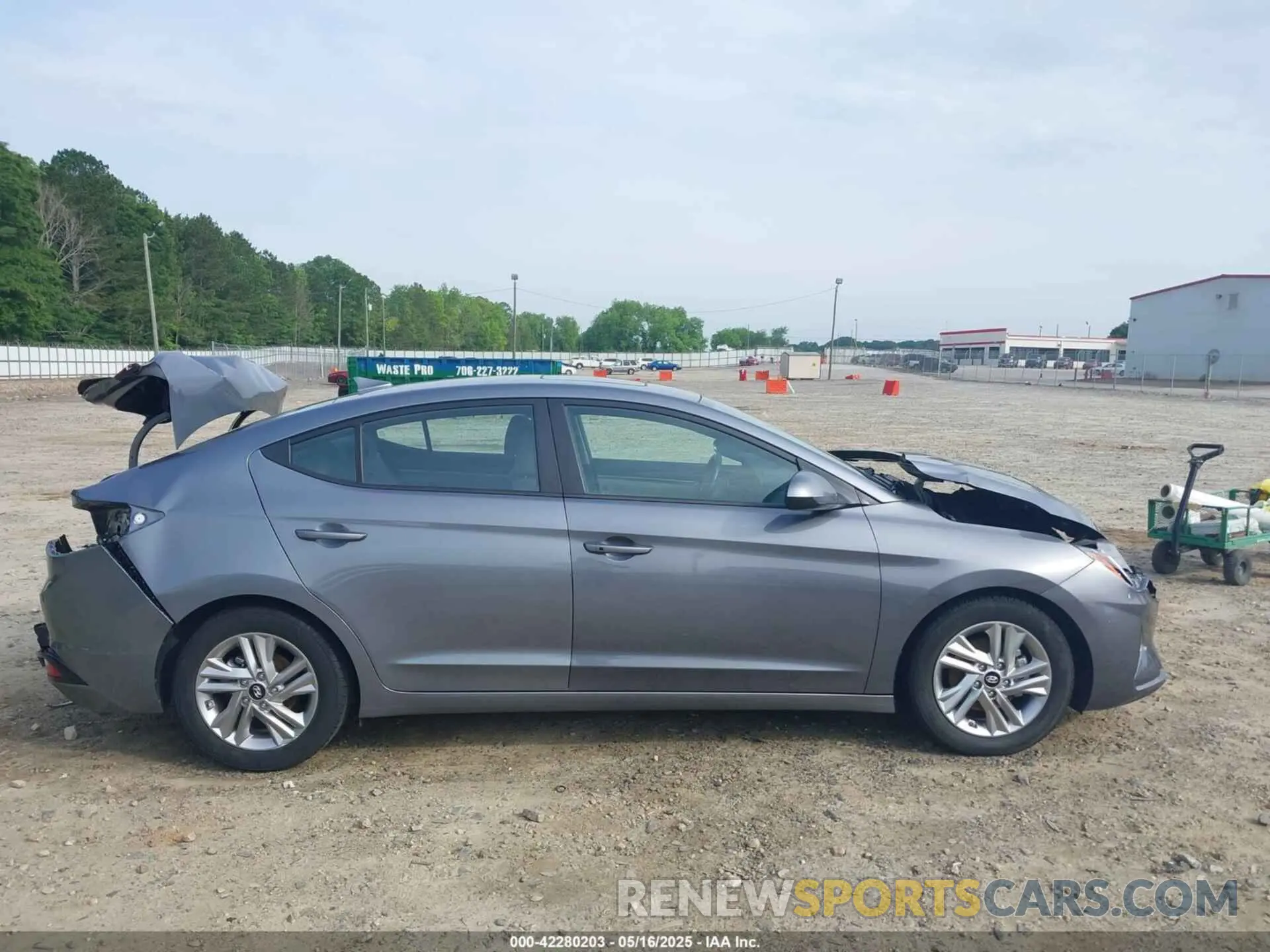 14 fotografías del automóvil dañado KMHD84LF8KU862732 HYUNDAI ELANTRA 2019