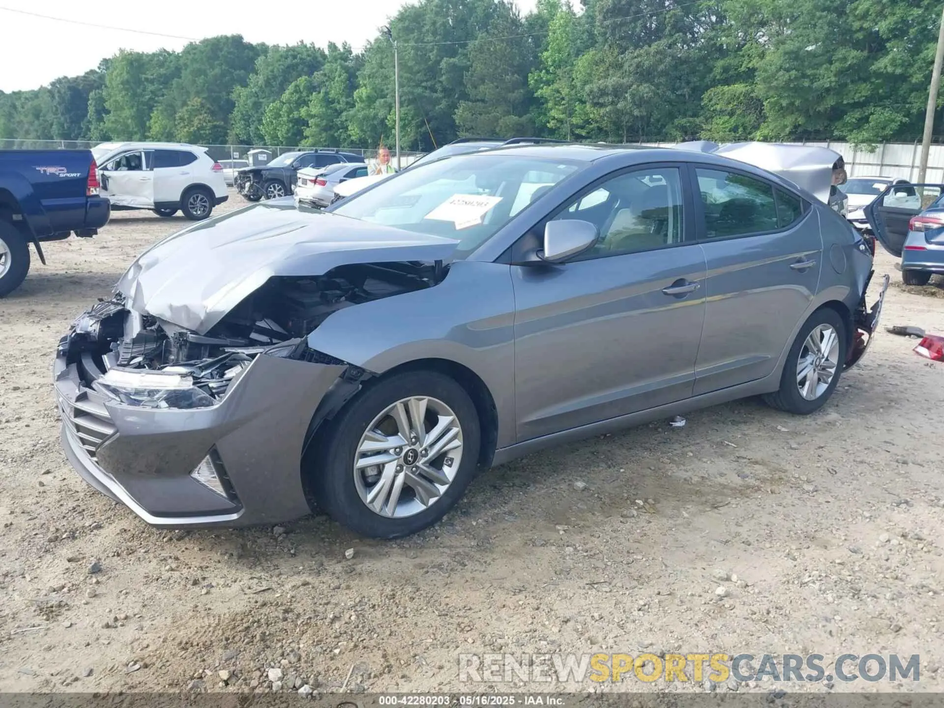 2 fotografías del automóvil dañado KMHD84LF8KU862732 HYUNDAI ELANTRA 2019